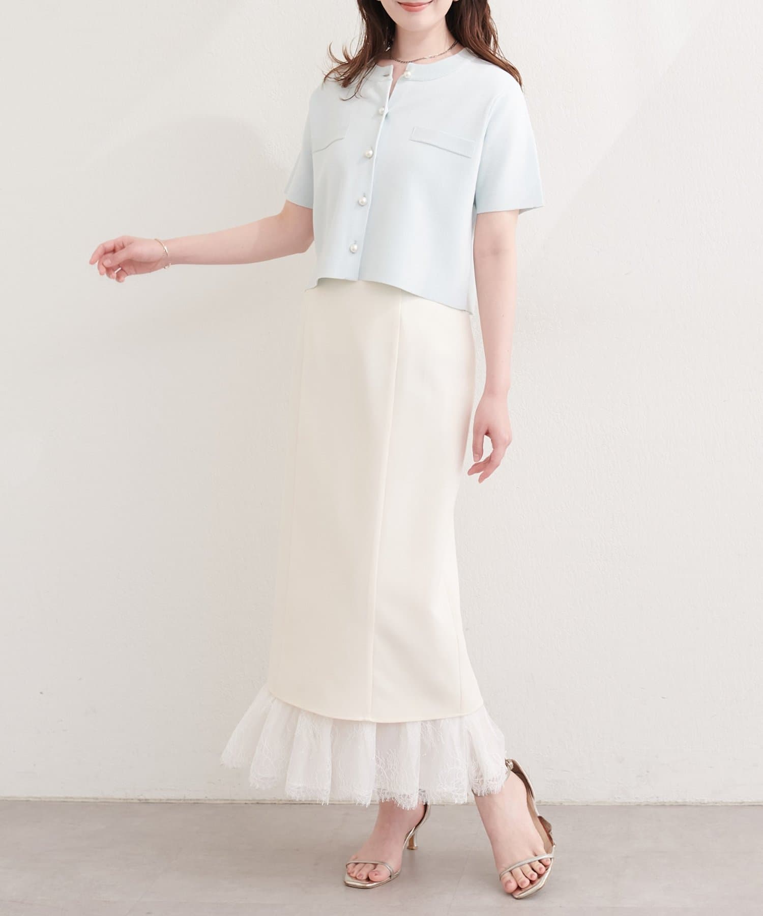 natural couture(ナチュラルクチュール) パール釦半袖ニットカーディガン