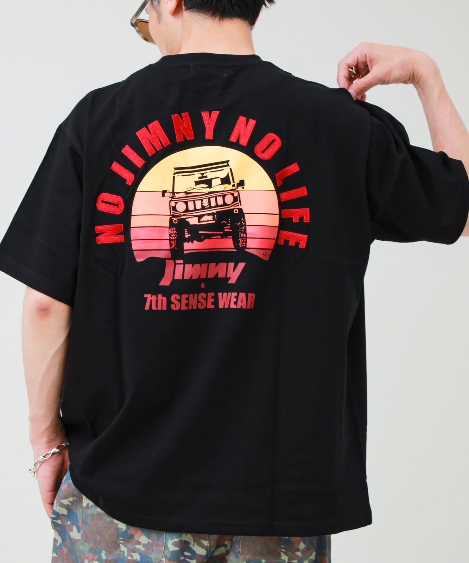 FREDY & GLOSTER(フレディ アンド グロスター) 【別注/新型デザイン】サンライズジムニーTシャツ