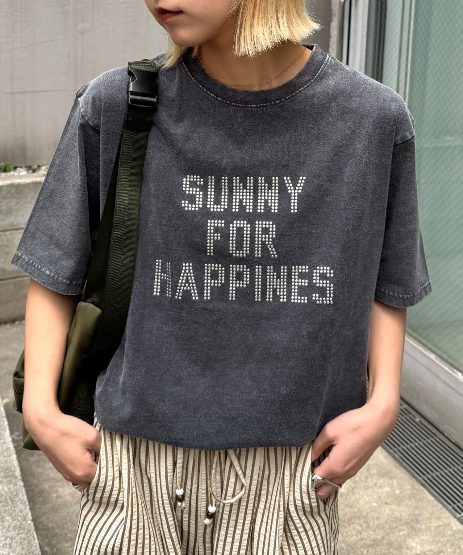 CIAOPANIC TYPY(チャオパニックティピー) 【ユニセックス】アシッドウォッシュ加工スタッズロゴTEE