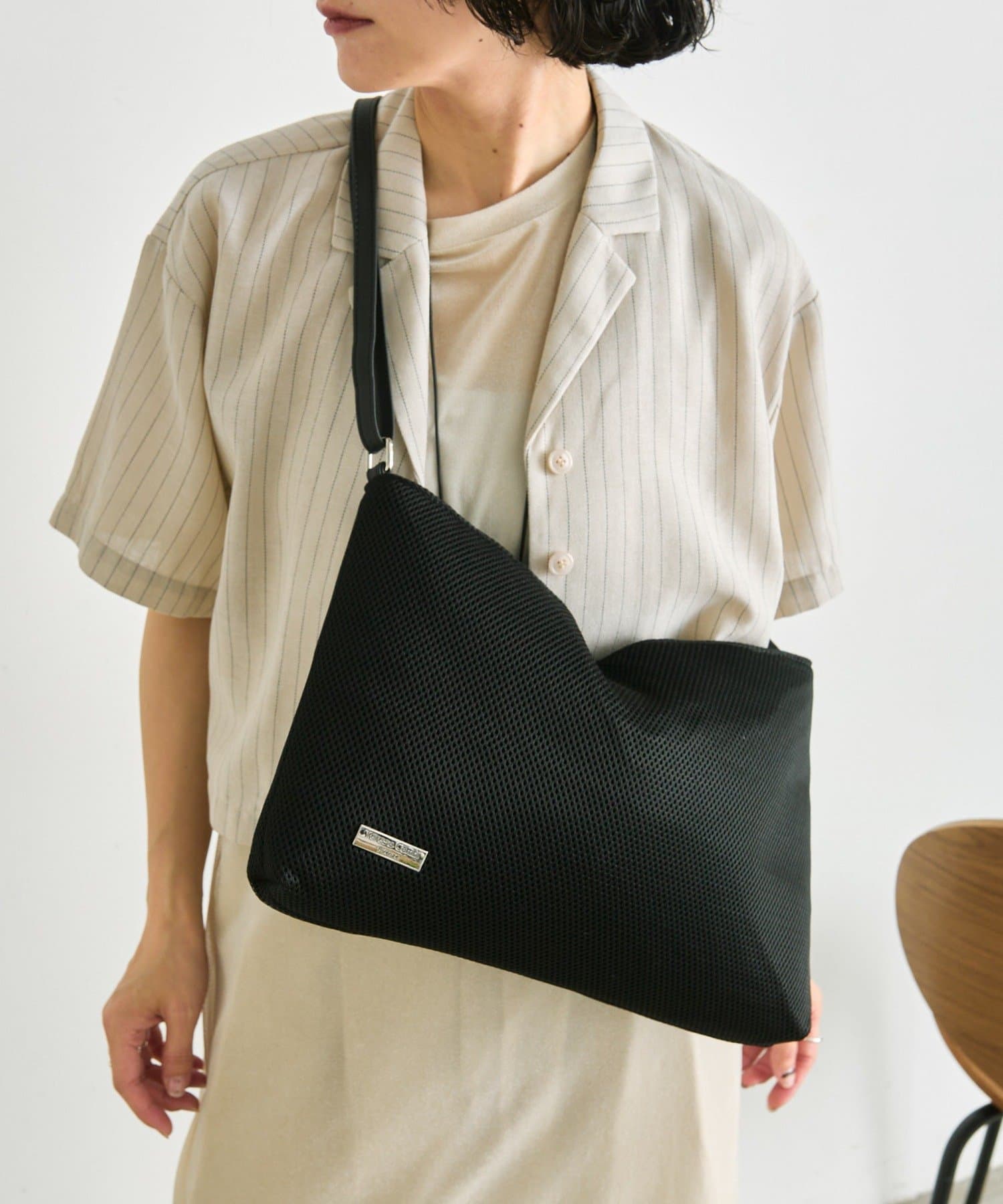 ear PAPILLONNER(イア パピヨネ) 【TERESA CAMBI(テレサカンビ)】ear別注メッシュスクエアショルダーバッグ