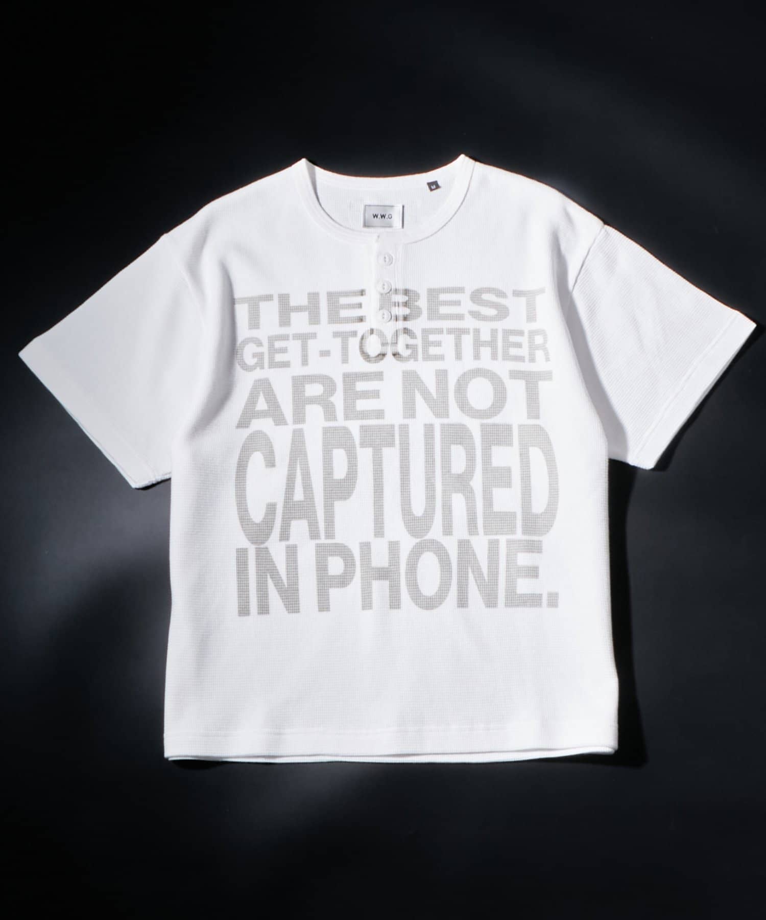 WHO’S WHO gallery(フーズフーギャラリー) メッセージワッフルヘンリーS/S TEE