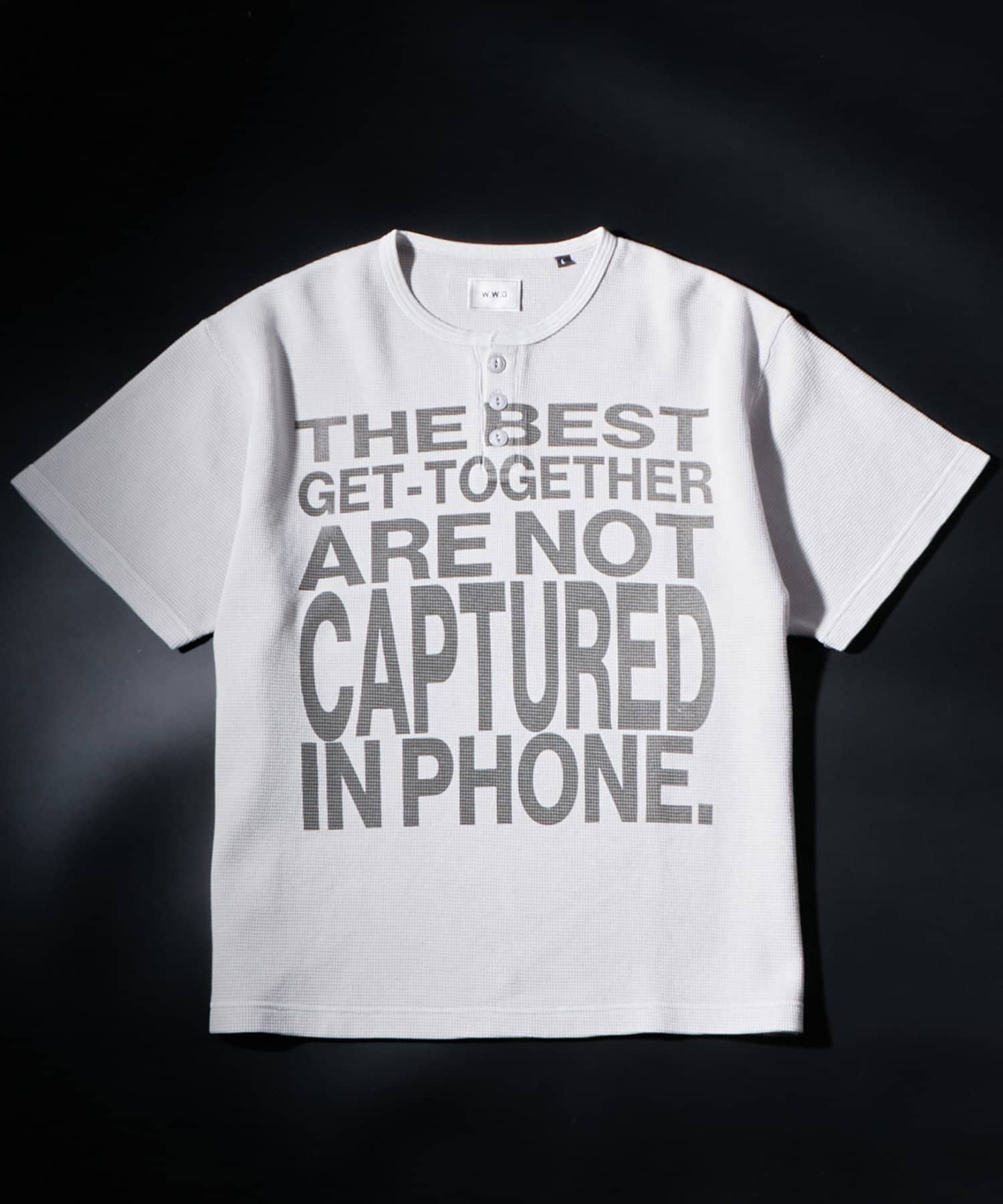 WHO’S WHO gallery(フーズフーギャラリー) メッセージワッフルヘンリーS/S TEE