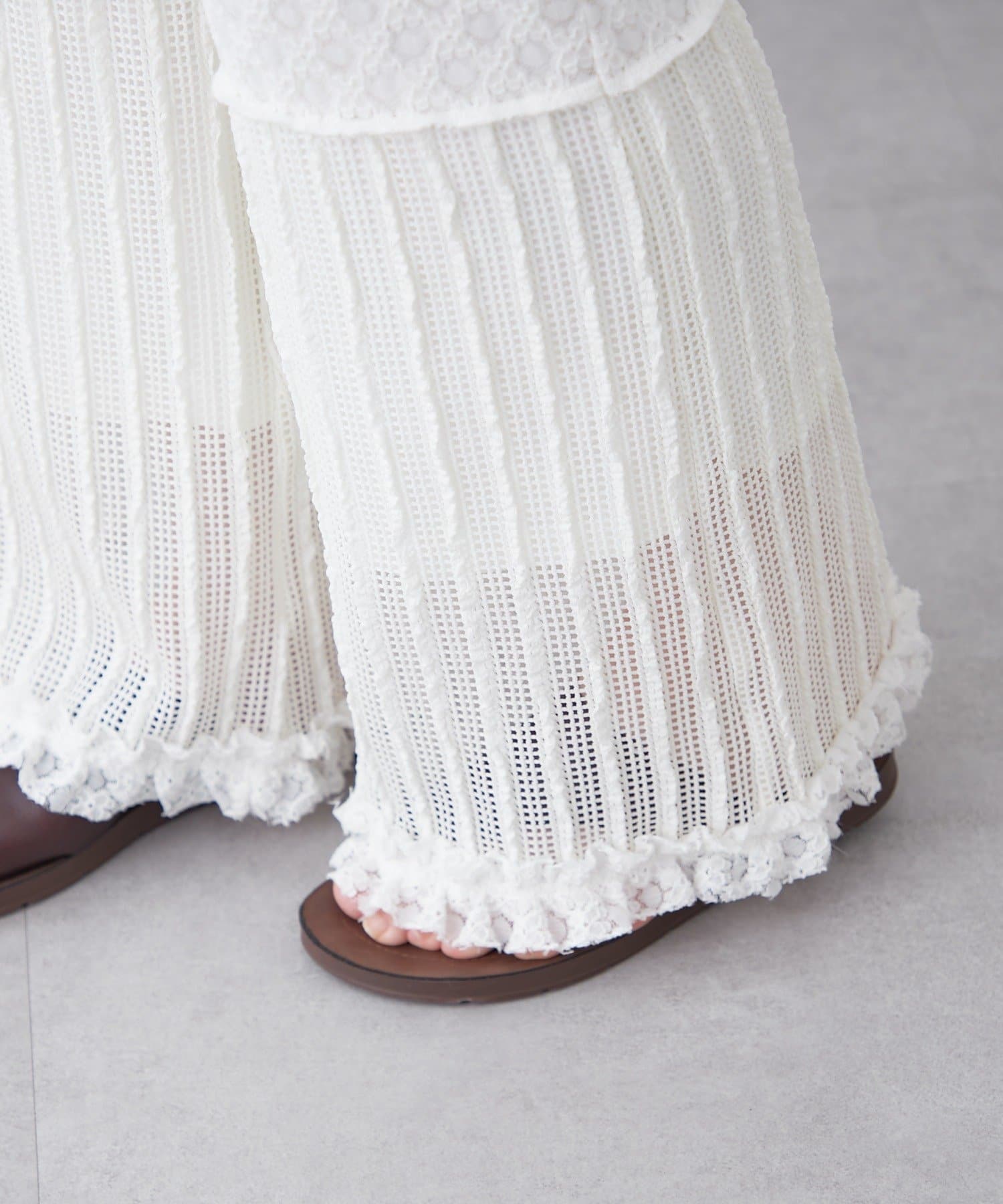 CIAOPANIC TYPY(チャオパニックティピー) 裾フリル切替メッシュレースフレアパンツ