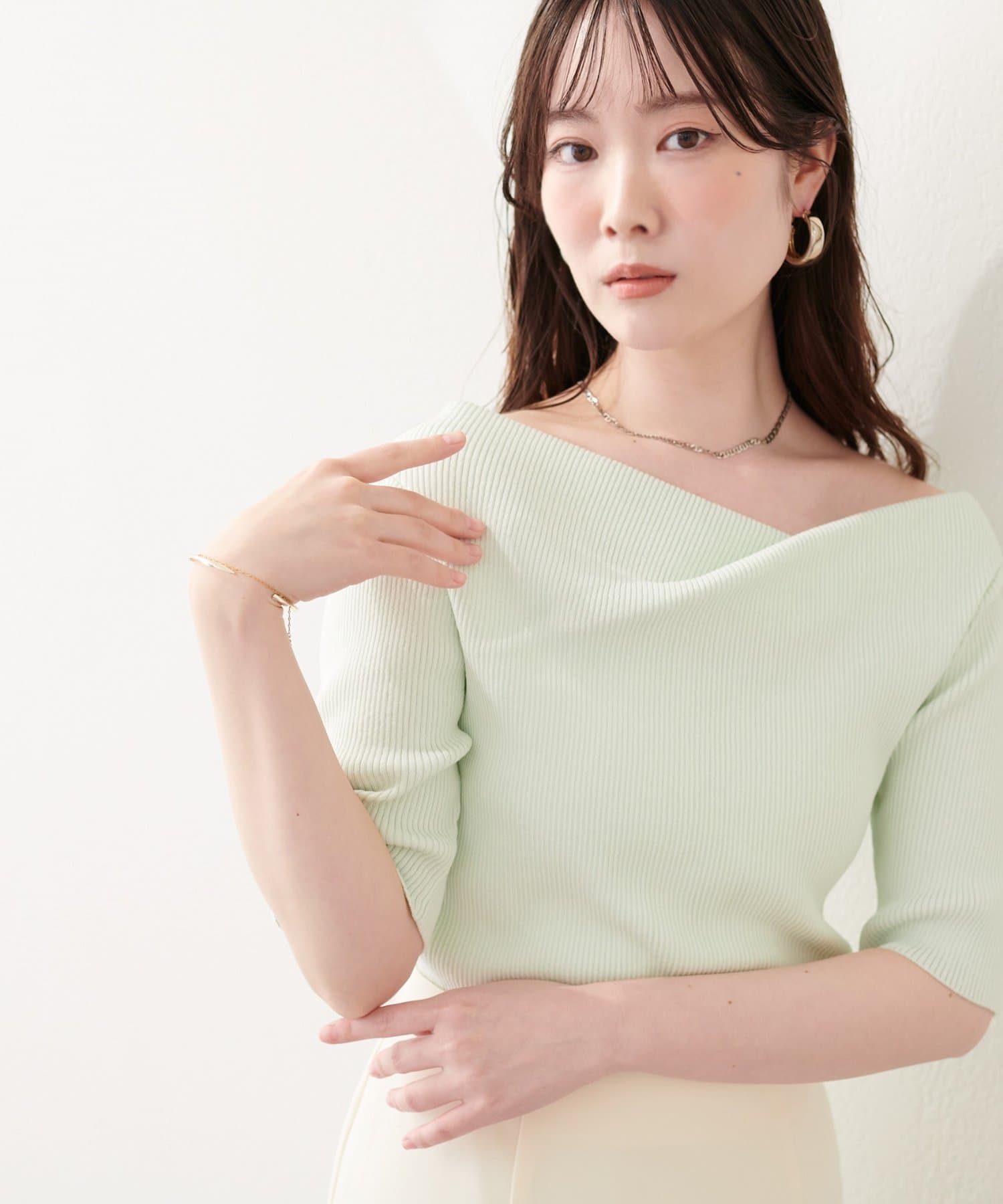 natural couture(ナチュラルクチュール) ドレープ半袖ラメニット