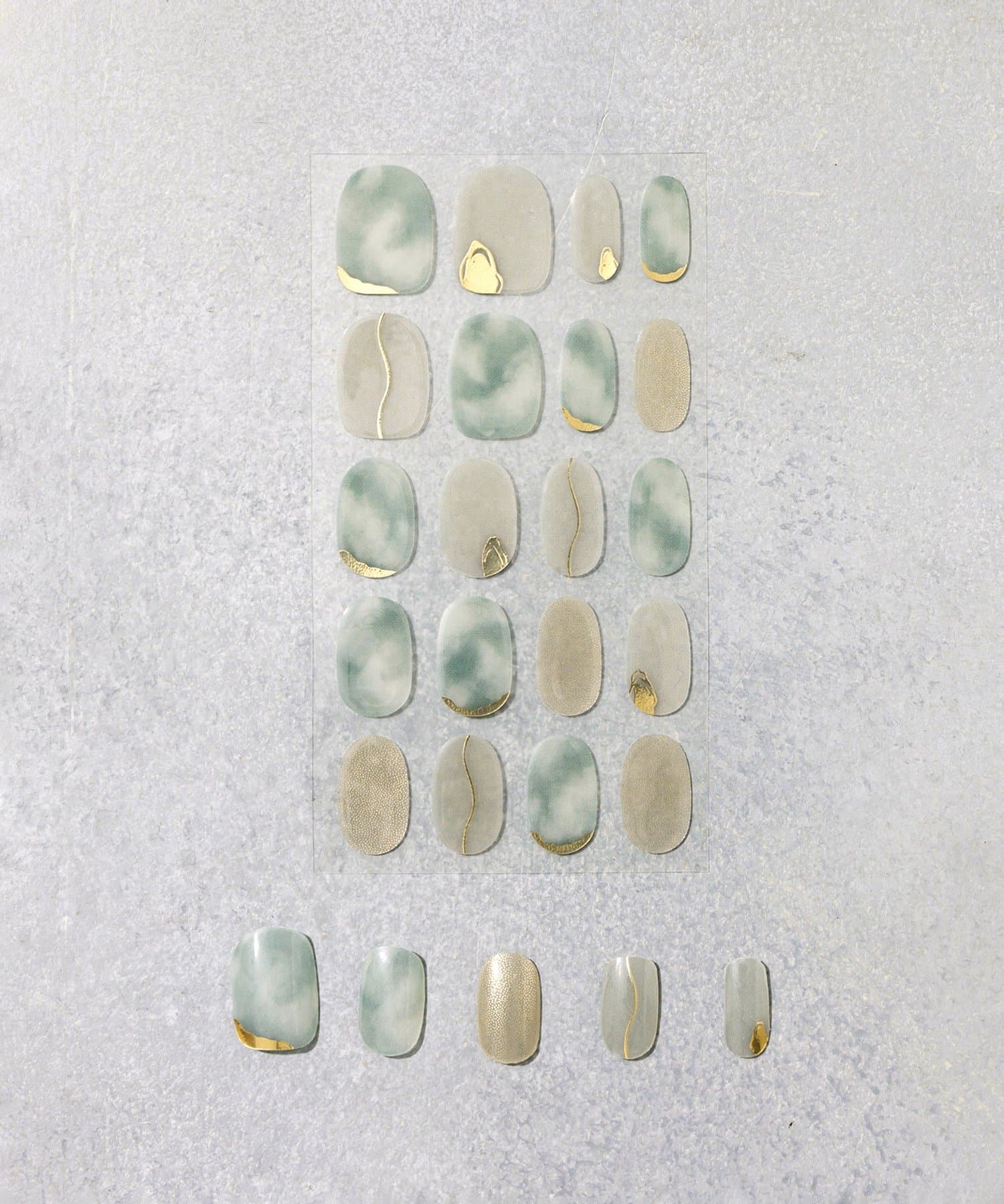 3COINS(スリーコインズ) セミハードジェルネイルシールハンド／and us