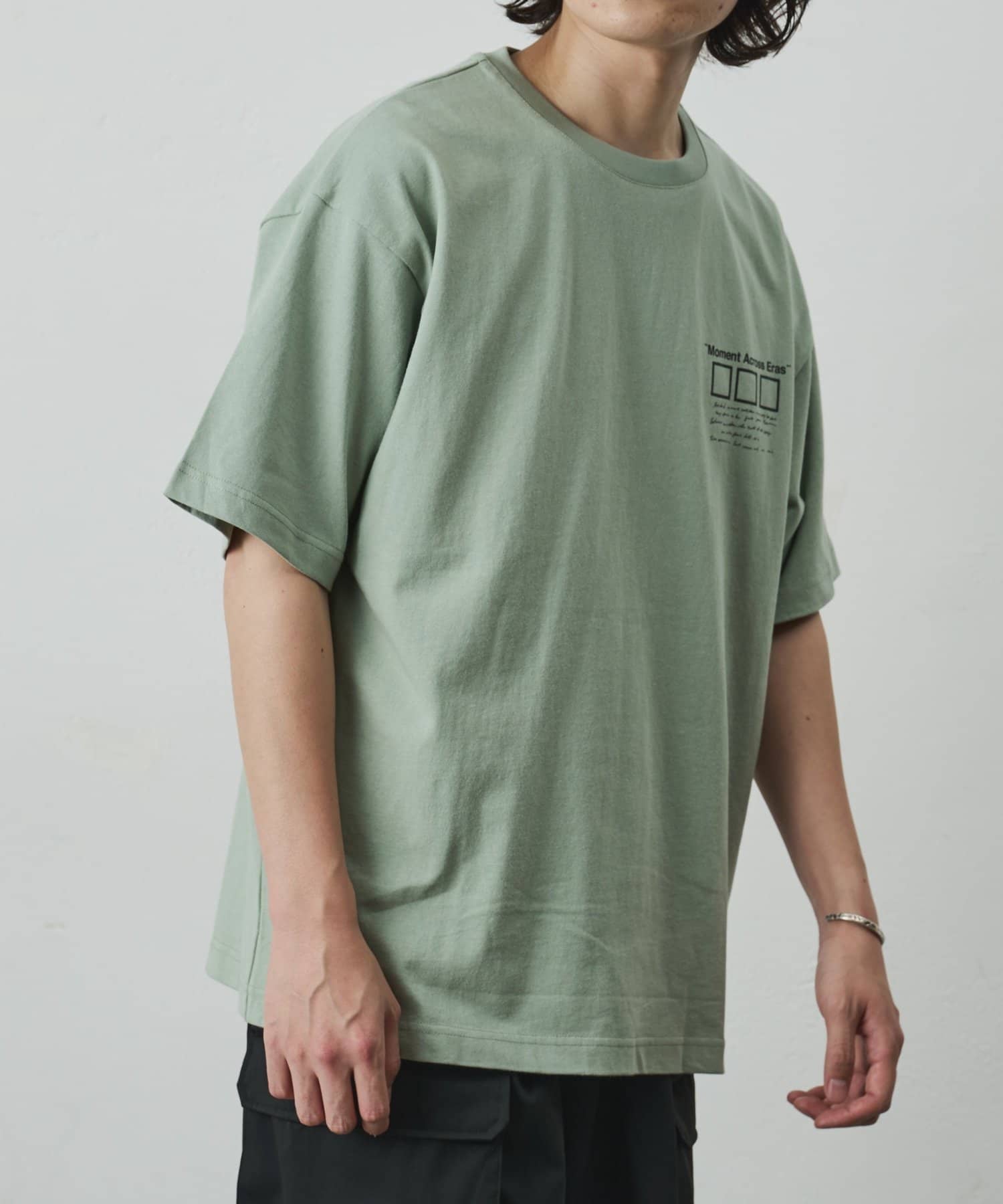 COLONY 2139(コロニー トゥーワンスリーナイン) フォトコラージュバックプリントTシャツ