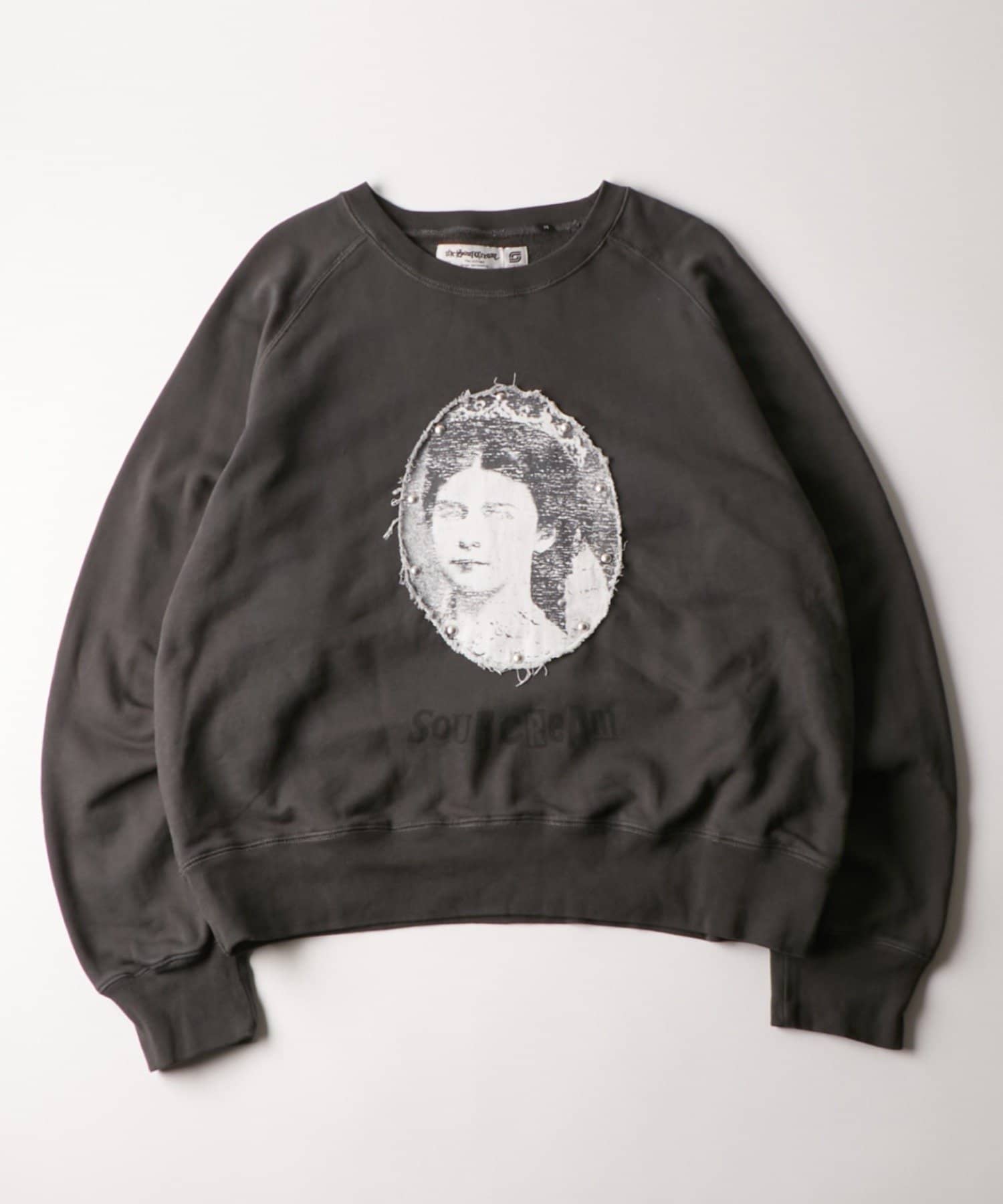 OUTLET(アウトレット) 【WHO'S WHO gallery】リメイクスタッズスウェット