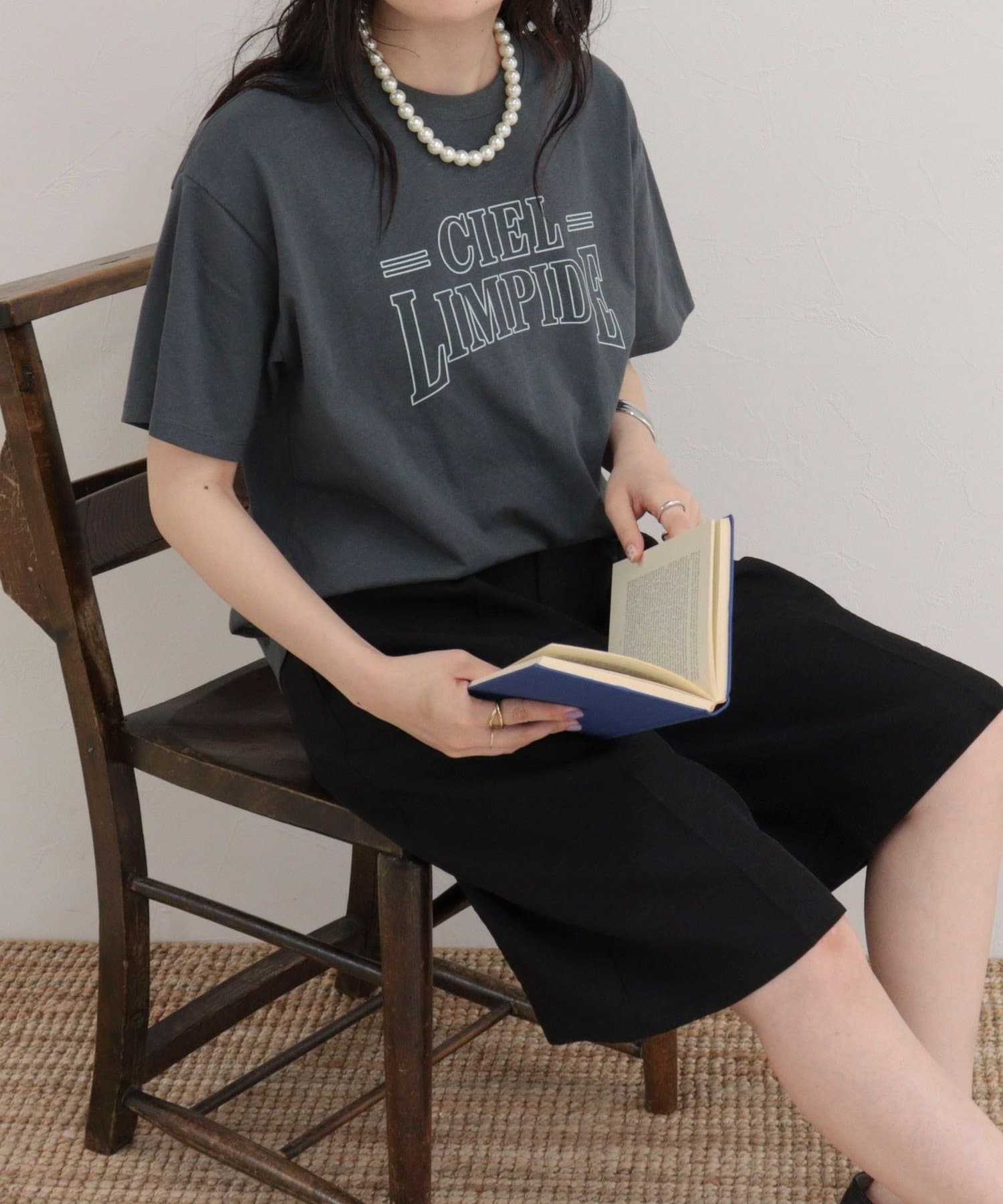 FREDY & GLOSTER(フレディ アンド グロスター) アウトラインロゴＴシャツ