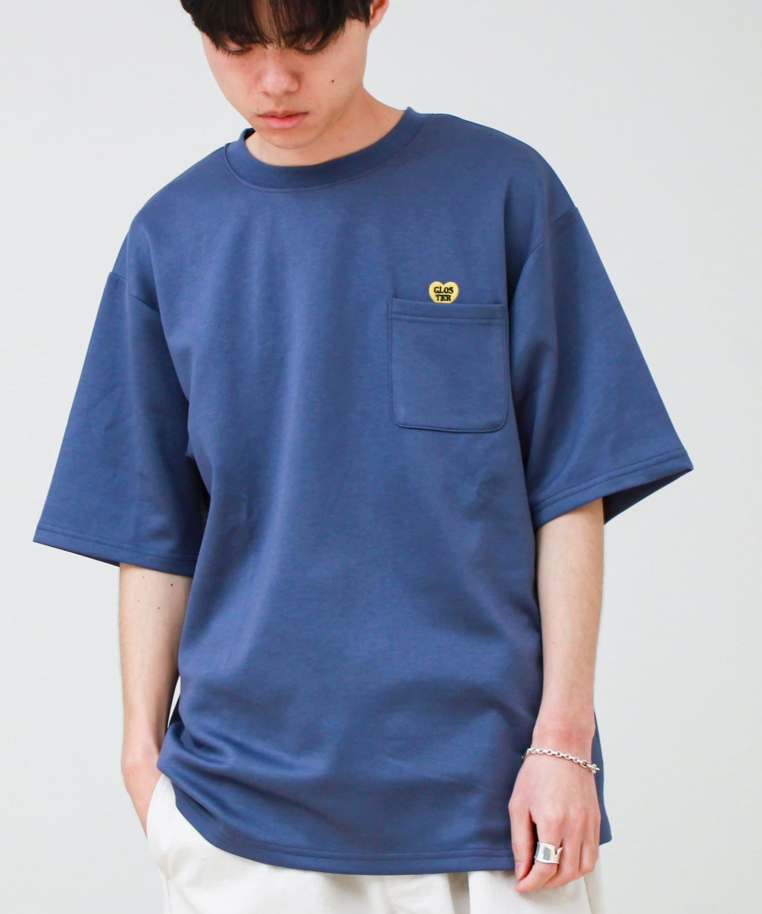 FREDY & GLOSTER(フレディ アンド グロスター) 【ユニセックスで着たい】接触冷感ハート刺繍ポケTEE