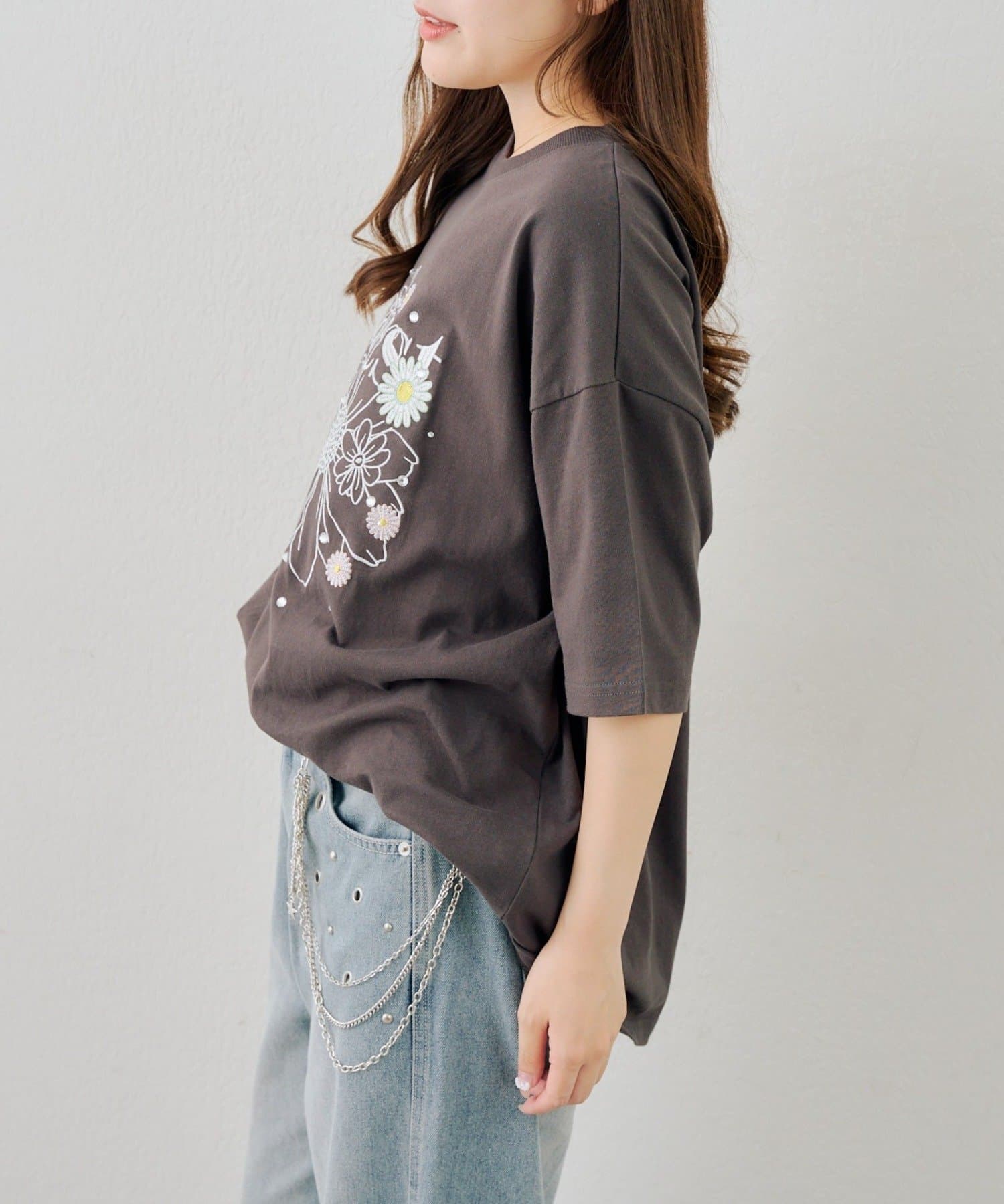 NICE CLAUP / OLIVE des OLIVE OUTLET(ナイスクラップ  / オリーブ デ オリーブ アウトレット) 【ANOTHER BRANCH】お花×ラインストーンBIGTシャツ