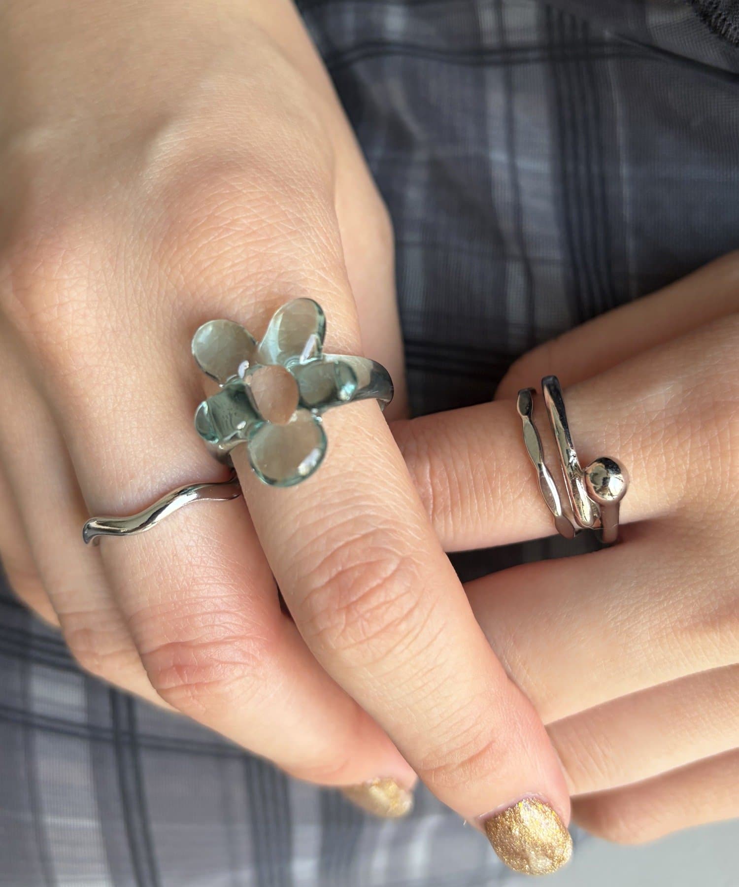 Lattice(ラティス) フラワーアクリルリングセット(4P)