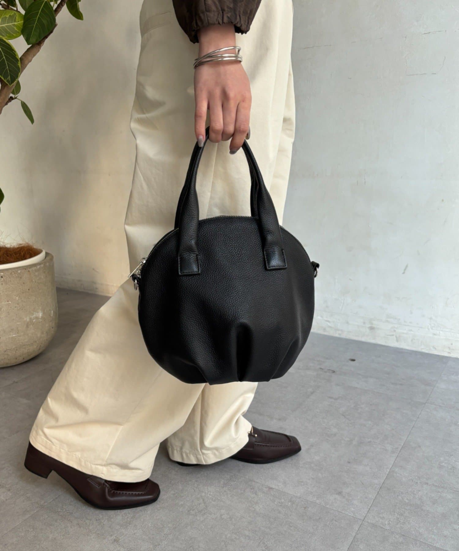Jena　espace merveilleux(ジェナ　エスパスメルヴェイユ) 本革ギャザーボストンBAG