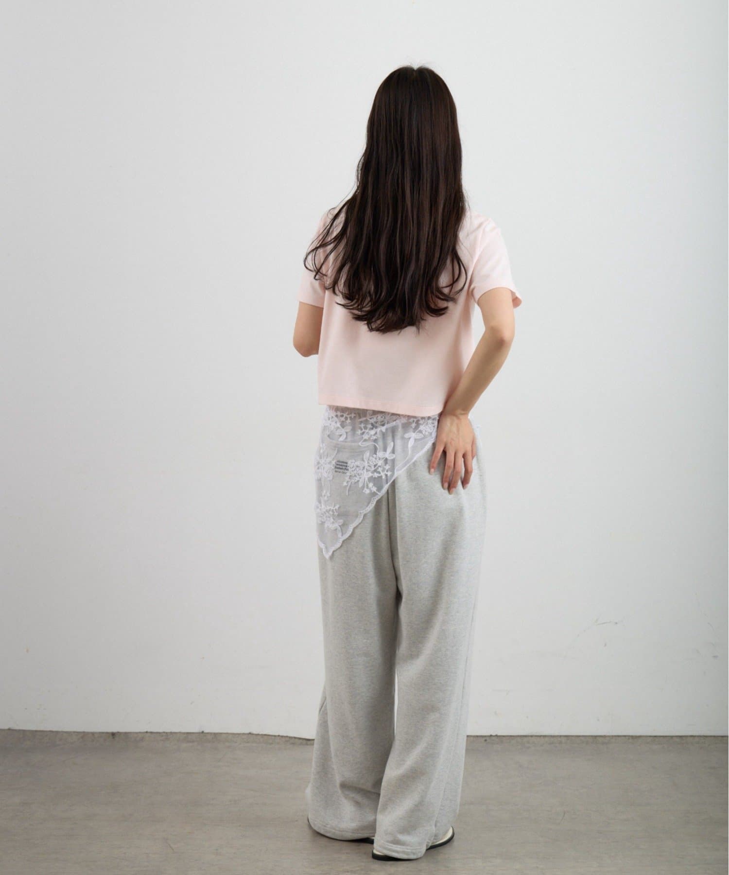 COLONY 2139(コロニー トゥーワンスリーナイン) 【PIKO企画/WEB限定/リバイバル】バックロゴ刺繍コンパクトTシャツ