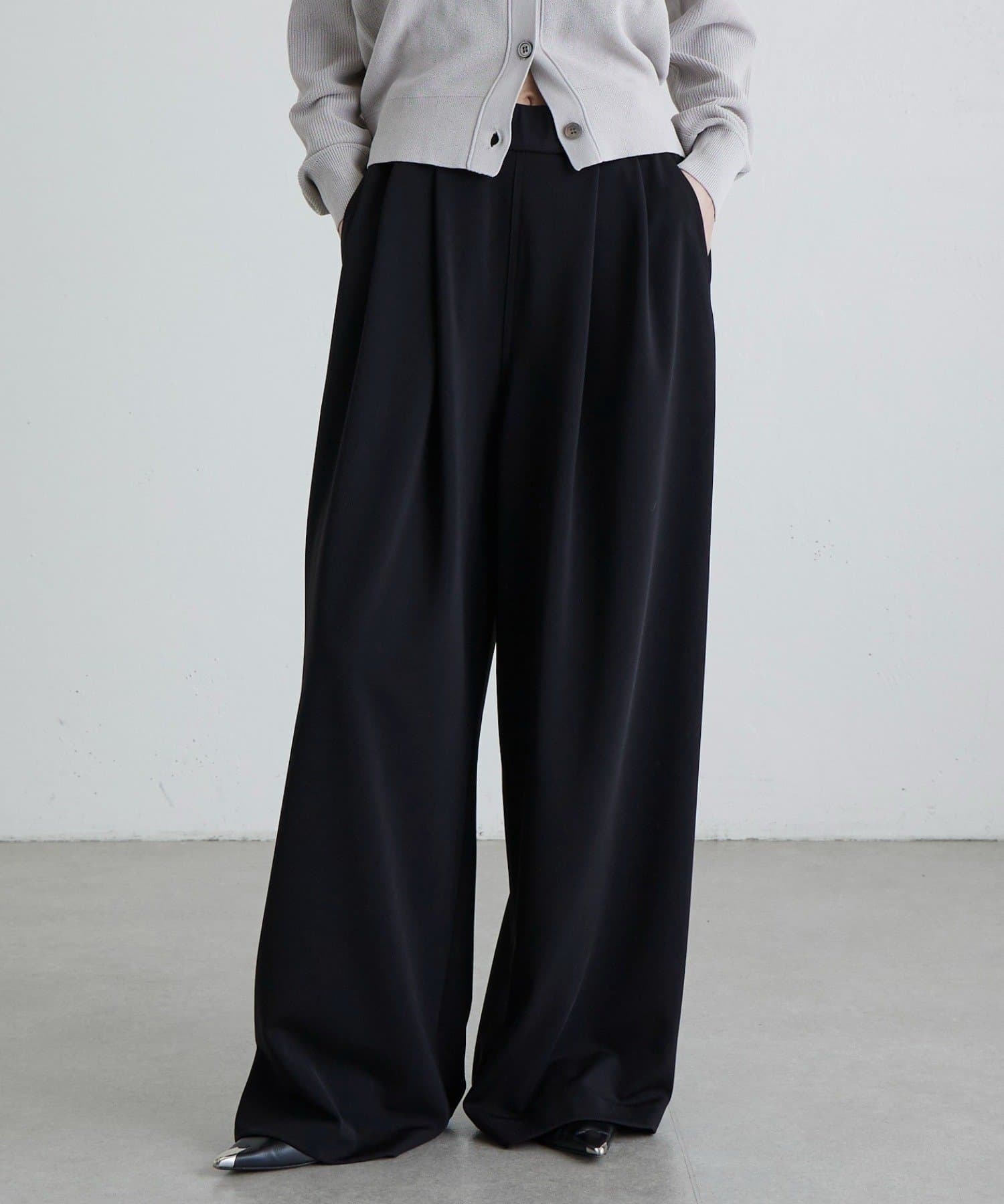Lui's(ルイス) ポンチ2タックワイドパンツ 26aw