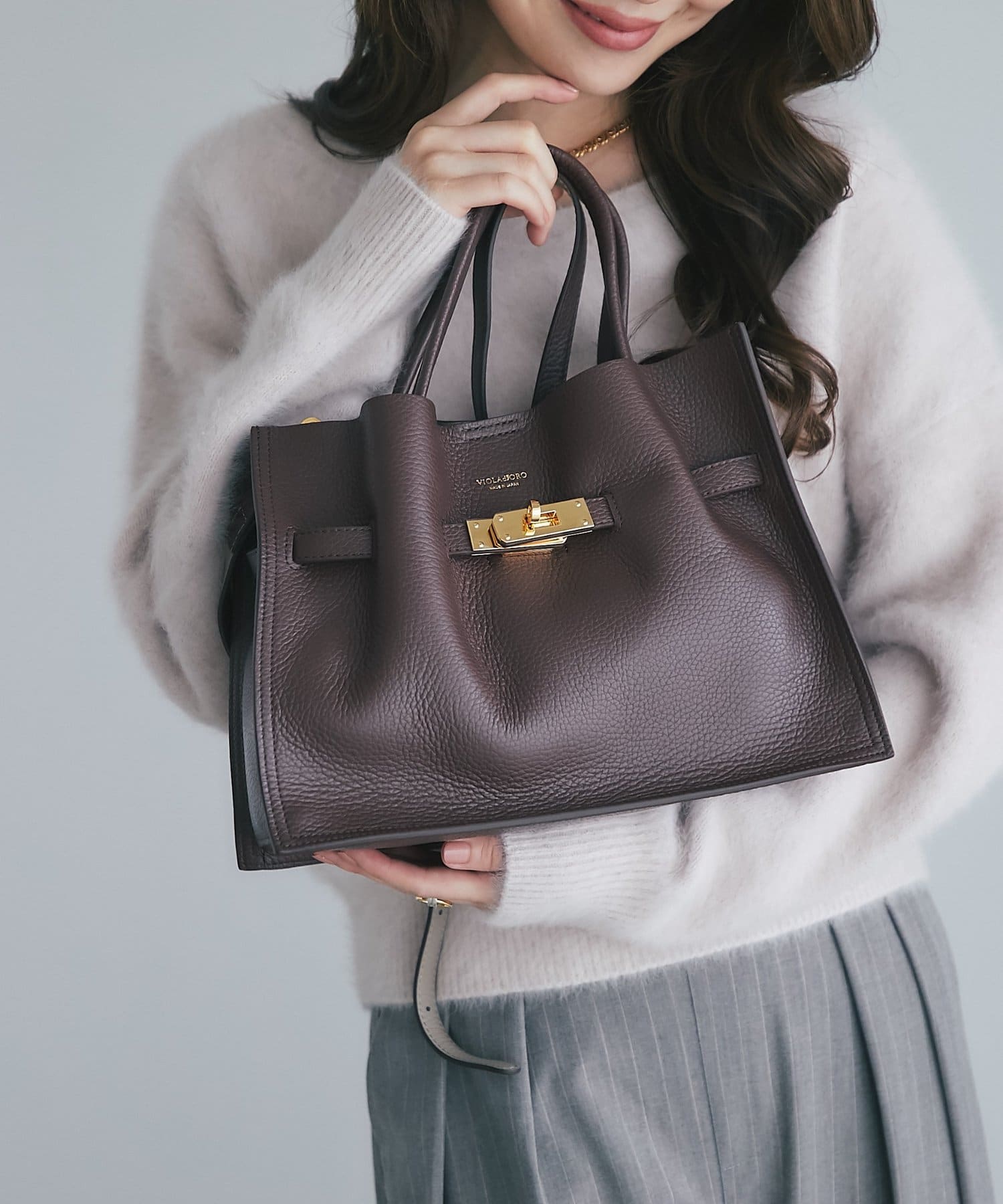 La boutique BonBon(ラブティックボンボン) 【ヴィオラドーロ】イタリアン型押ダブルフェイスレザートートM