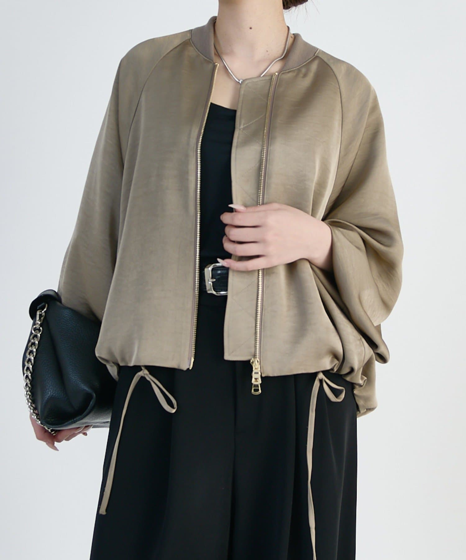 Lui's(ルイス) サテンボリュームブルゾン 26aw