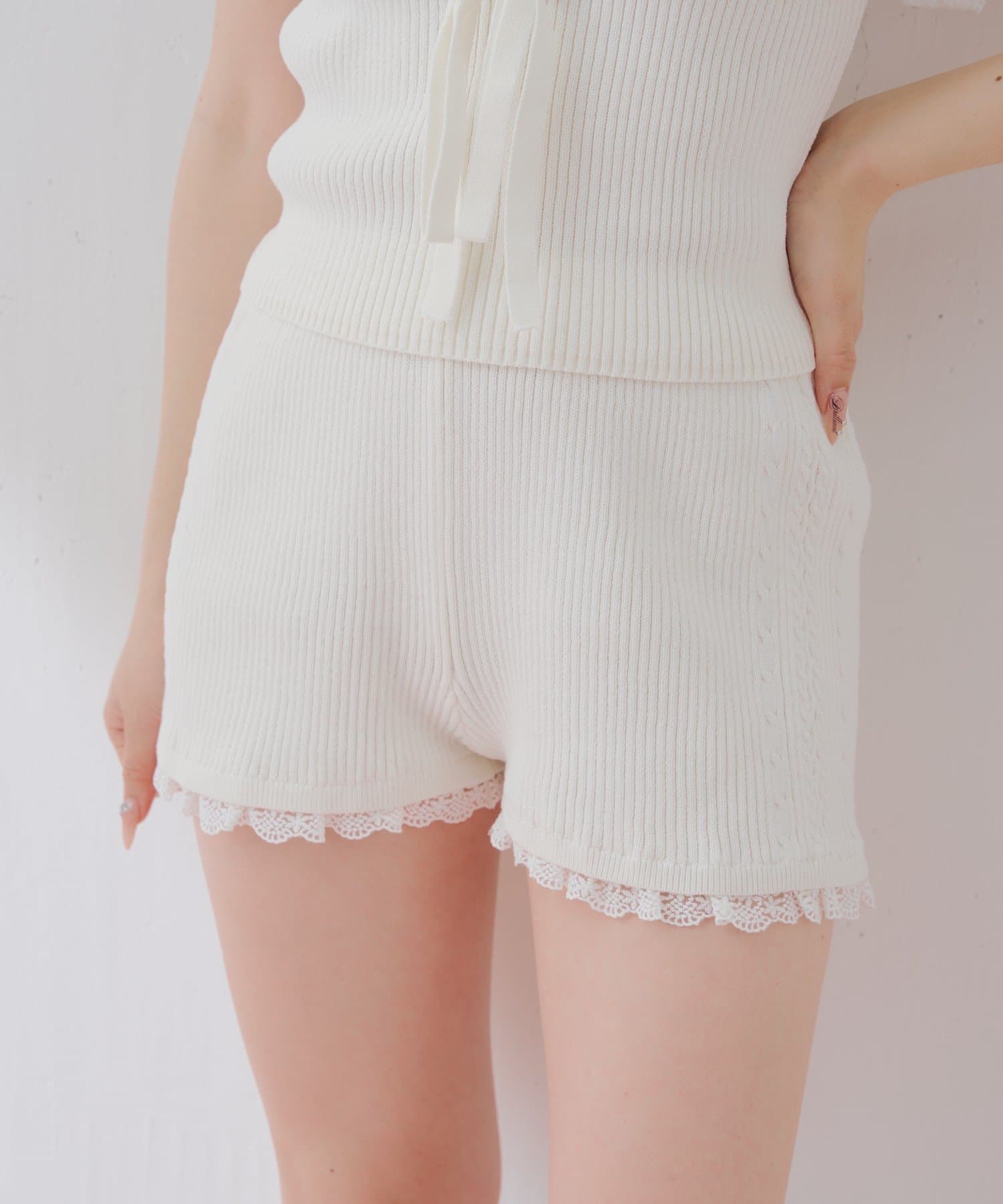 Chico(チコ) 【セットアップ対応】レースレイヤードニットショートパンツ