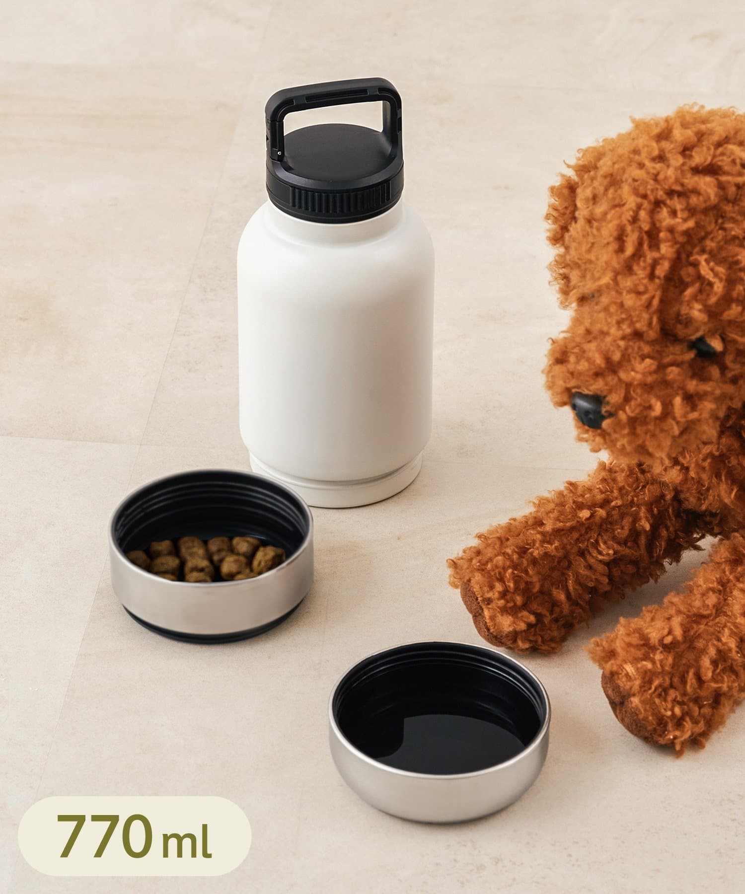 3COINS(スリーコインズ) ウォーターボトル：770ml