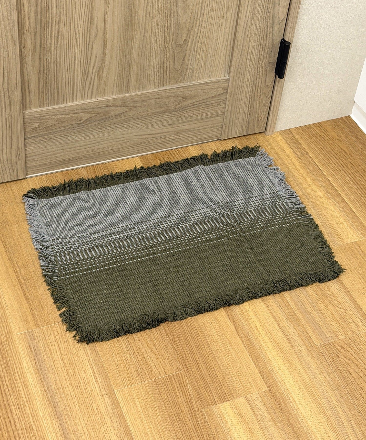 3COINS(スリーコインズ) インテリアマットライン：40×60cm