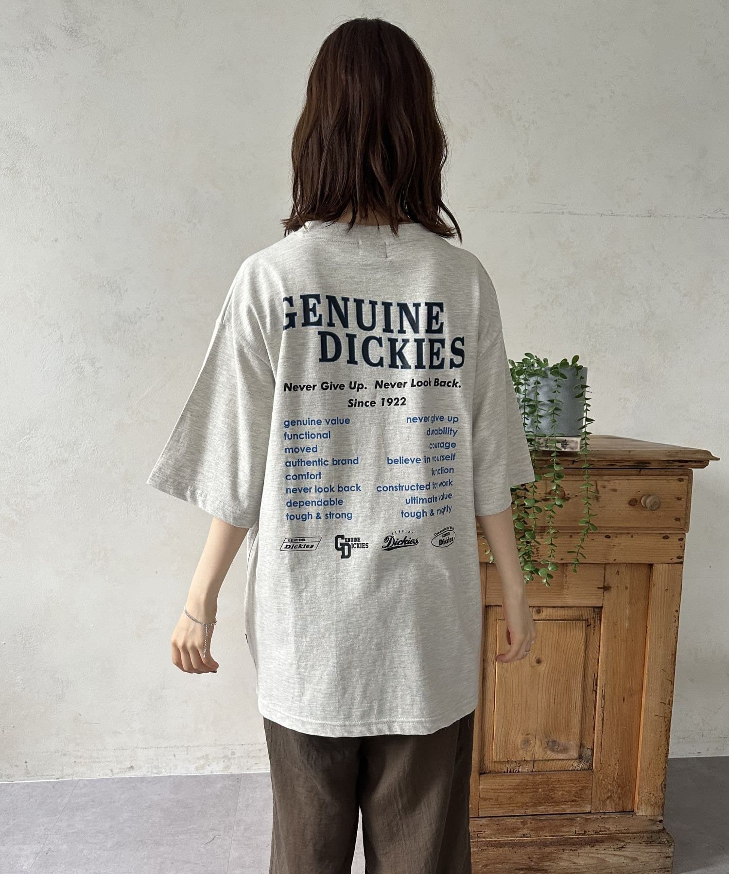 LOCUST(ローカスト) 【ユニセックス】【Dickies】ツアーバックプリント