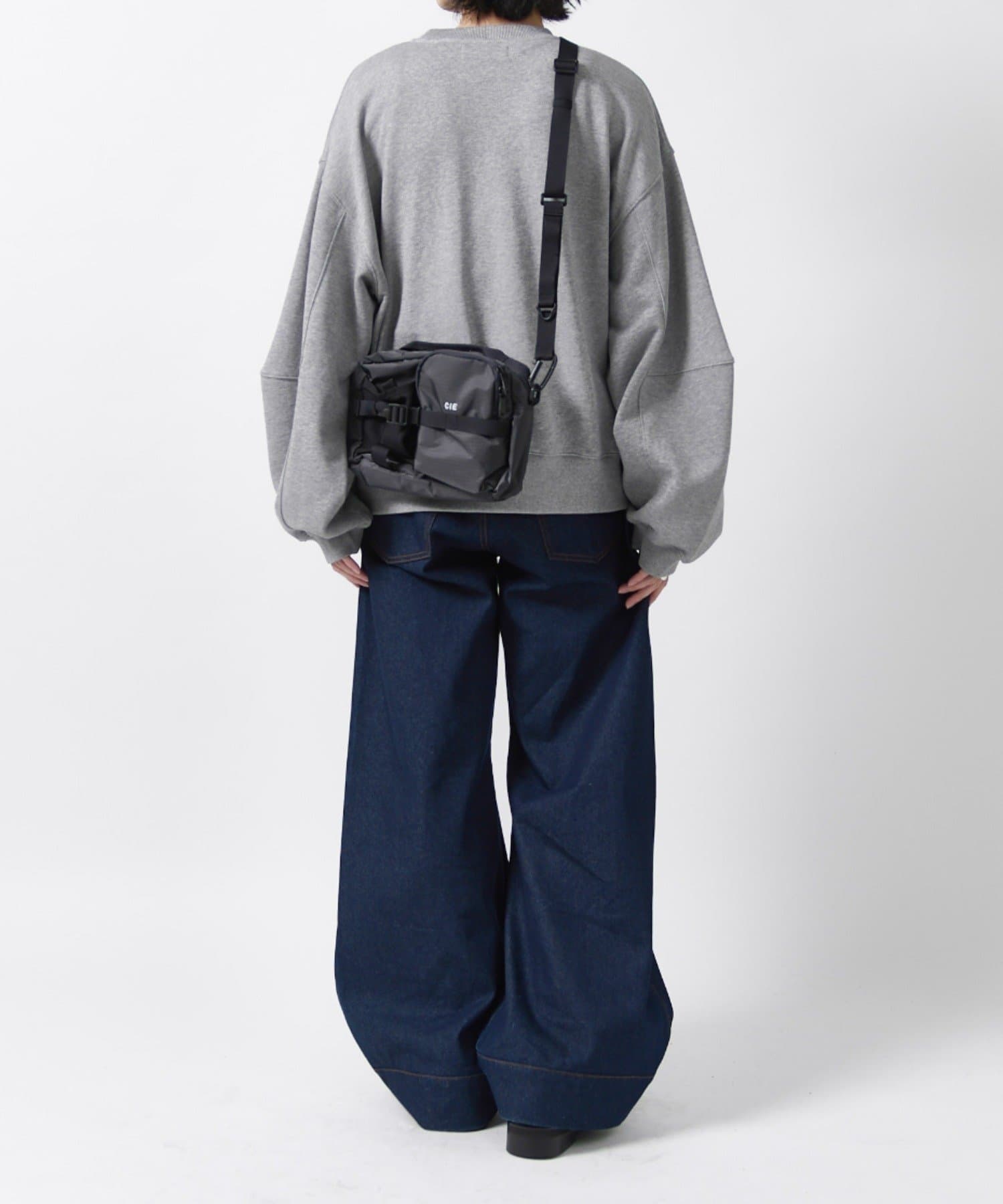 Lui's(ルイス) 【CIE】GRID0 BOTTLE SHOULDER BAG (M)
