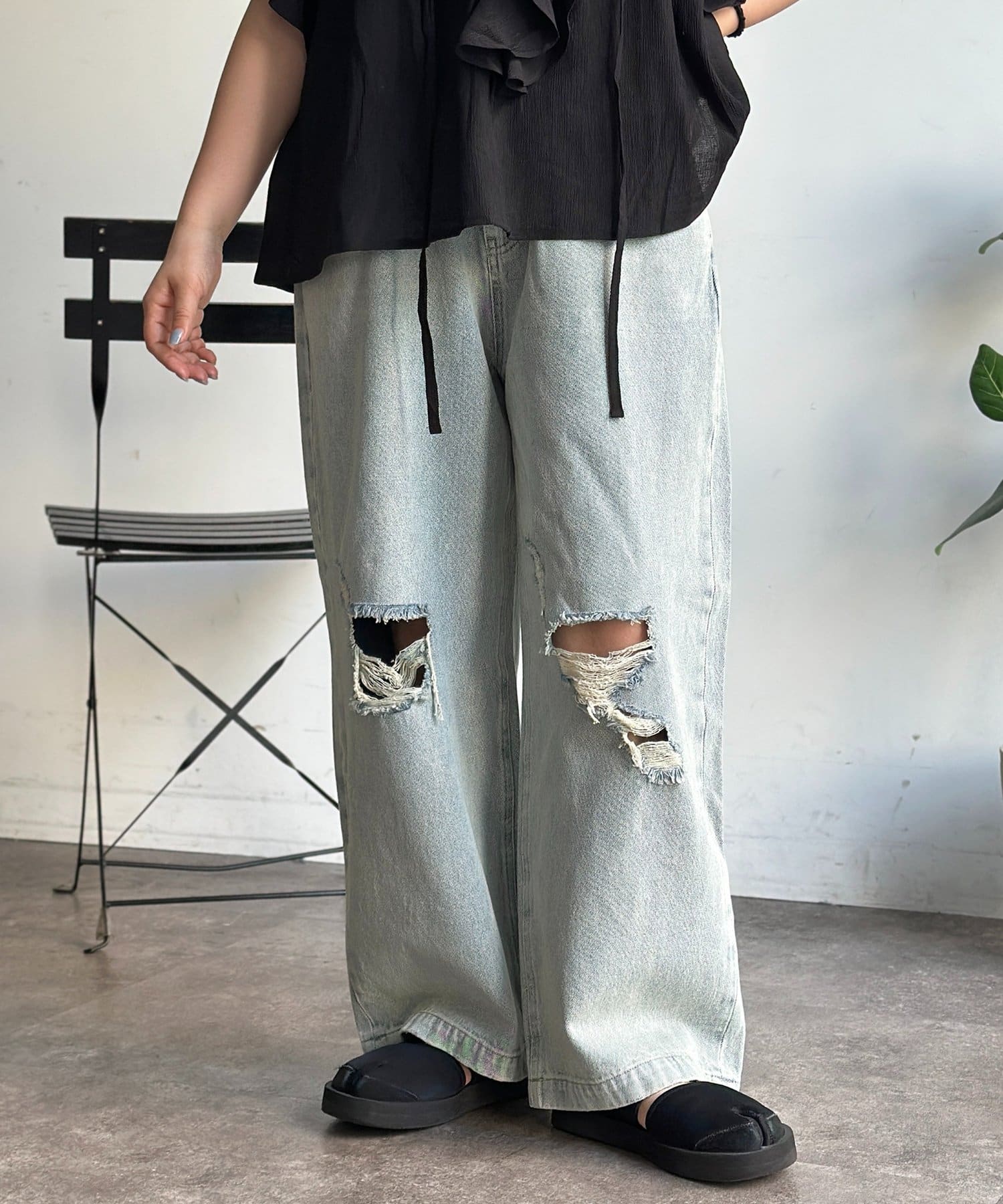 CPCM(シーピーシーエム) ワイドストレートダメージデニム
