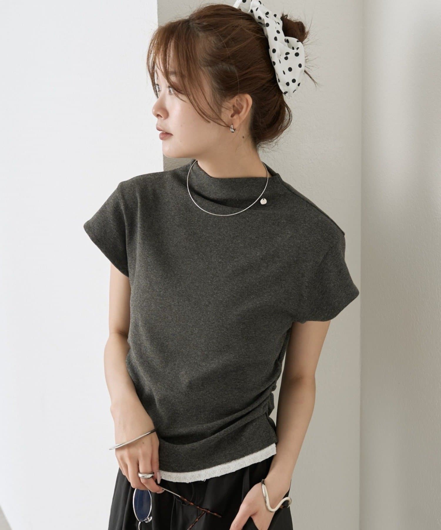 mystic(ミスティック) プレート付きハイネックTシャツ