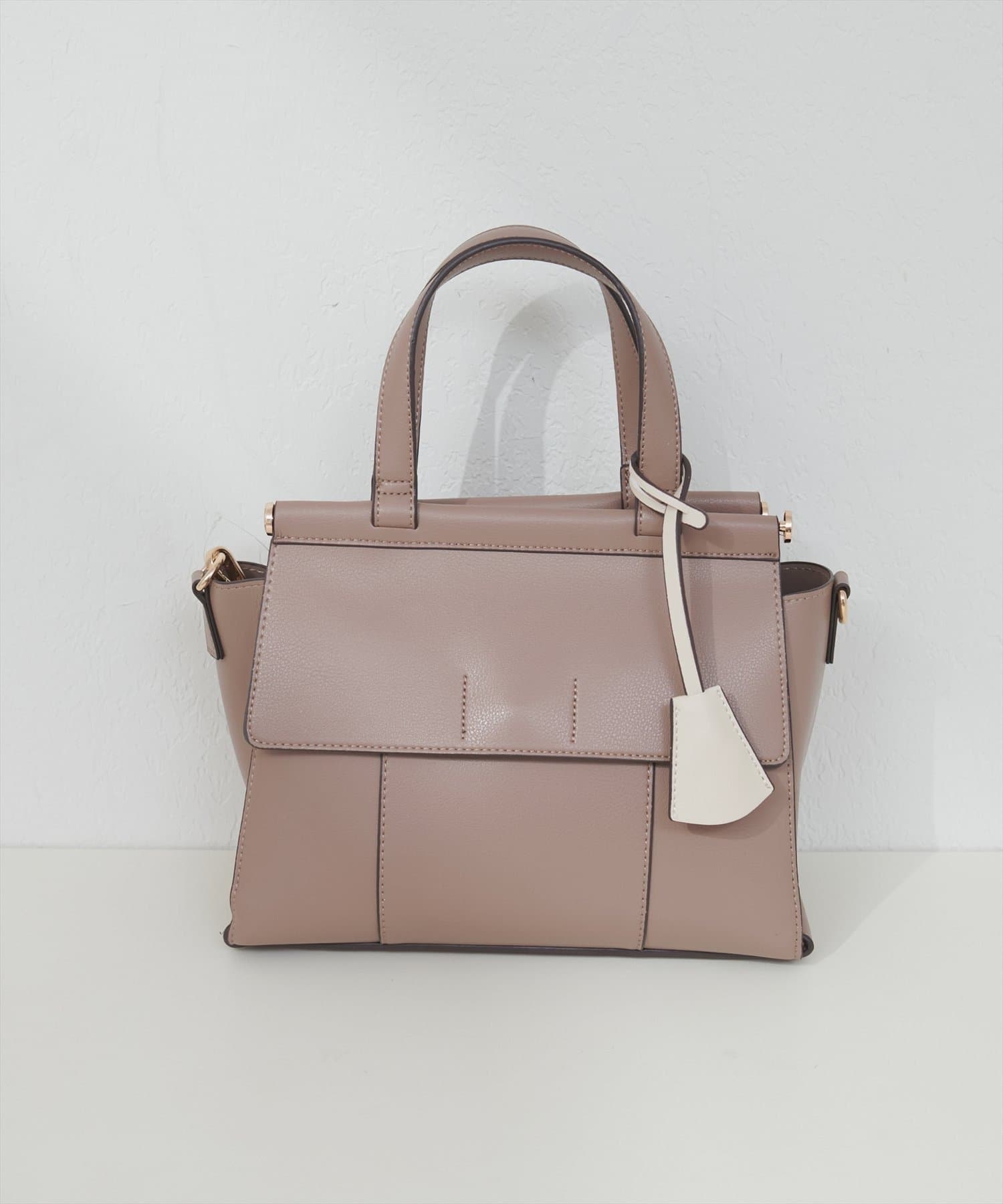 NICE CLAUP / OLIVE des OLIVE OUTLET(ナイスクラップ  / オリーブ デ オリーブ アウトレット) 【natural couture】ダブルフラップ２ＷＡＹハンドバッグ
