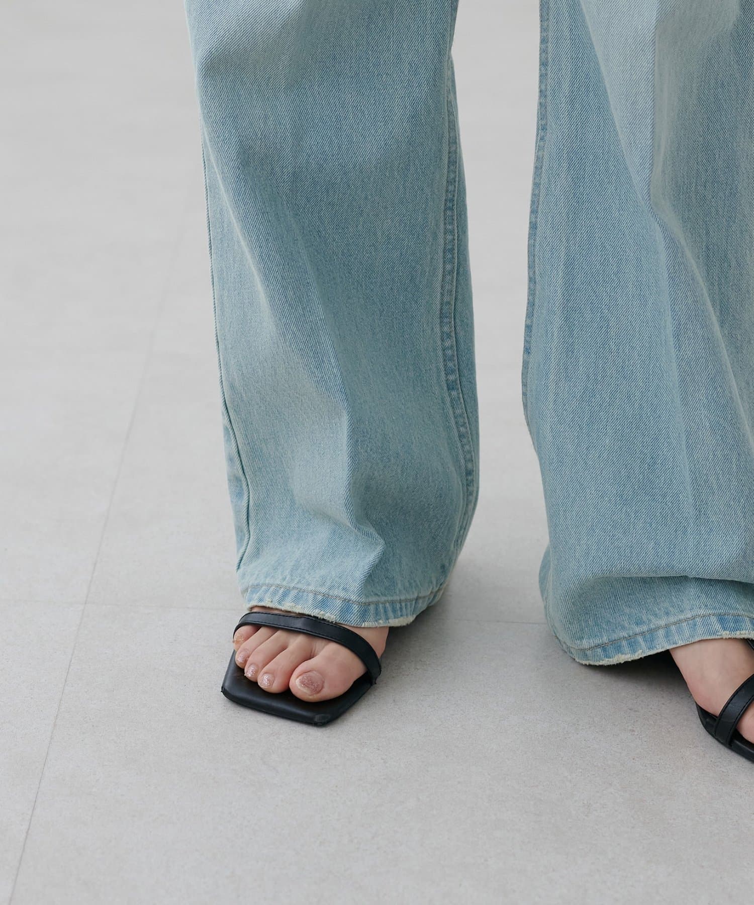 DISCOAT(ディスコート) USコットンレース付きセミフレアデニムパンツ