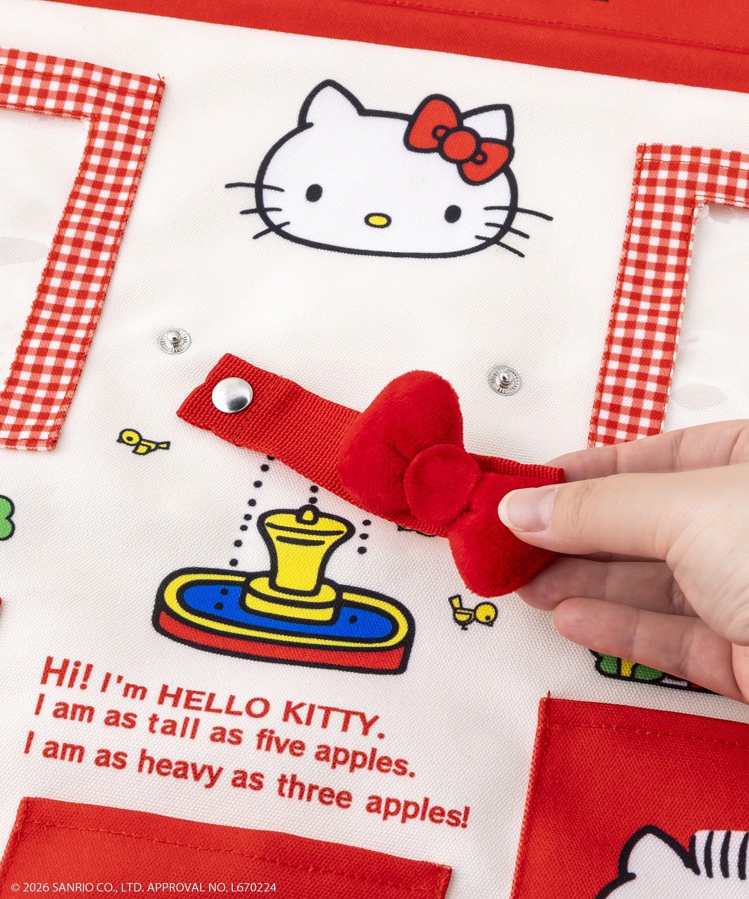 3COINS(スリーコインズ) ビッグウォールポケット：55×45cm／HELLO KITTY