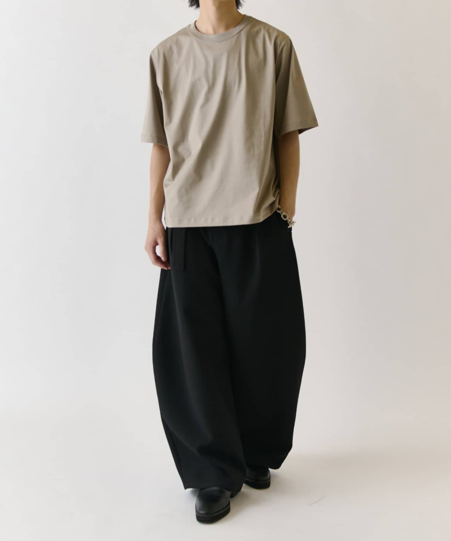 Lui's(ルイス) ULTIMAグラフィックTシャツ /ロゴ