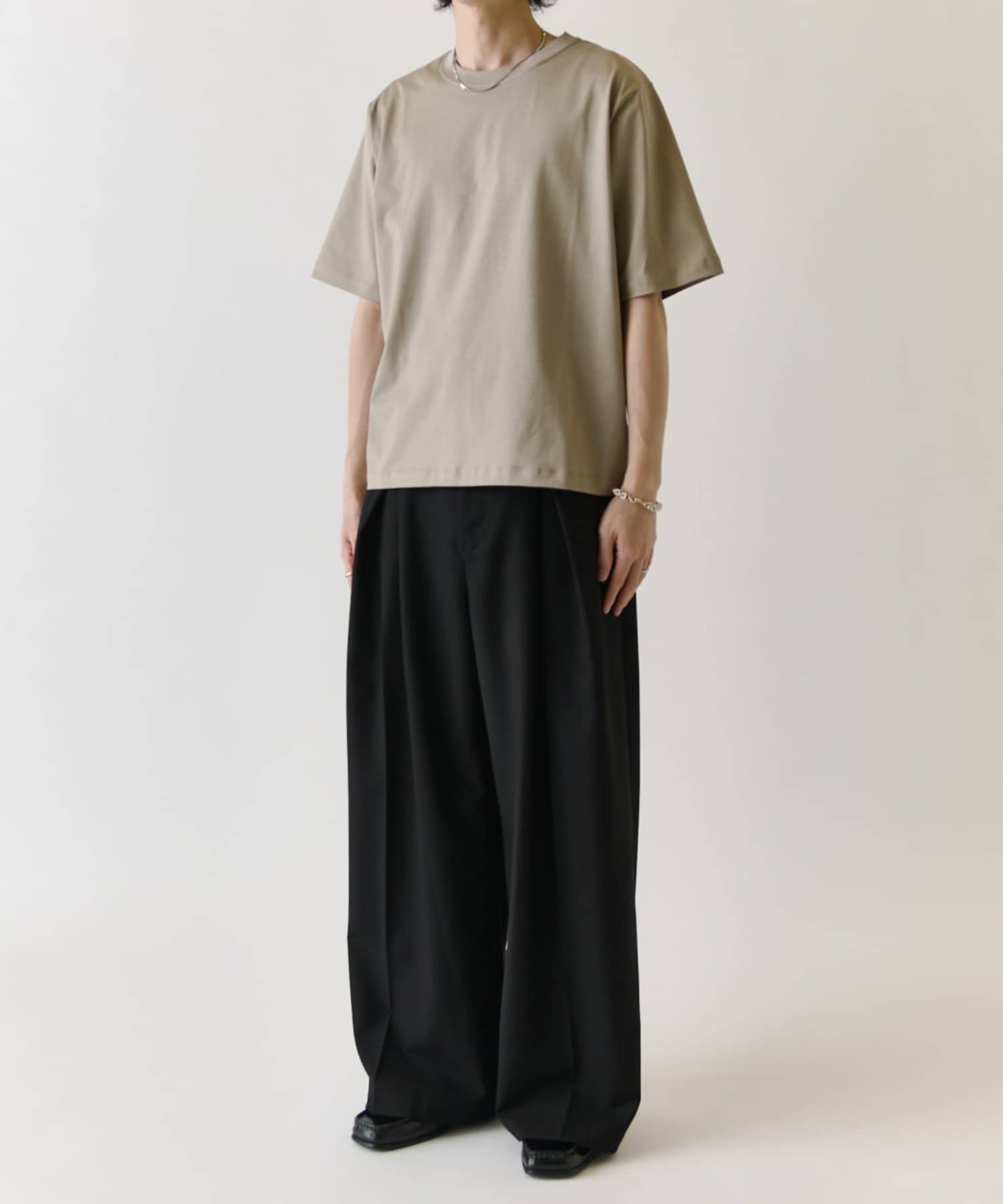 Lui's(ルイス) ULTIMAグラフィックTシャツ /センター