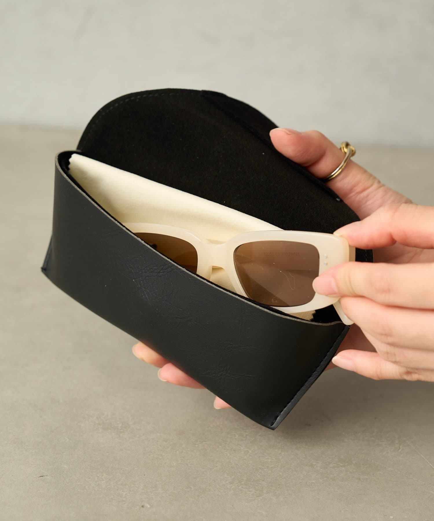 BIRTHDAY BAR(バースデイバー) SUNGLASSES  スクエアサングラス