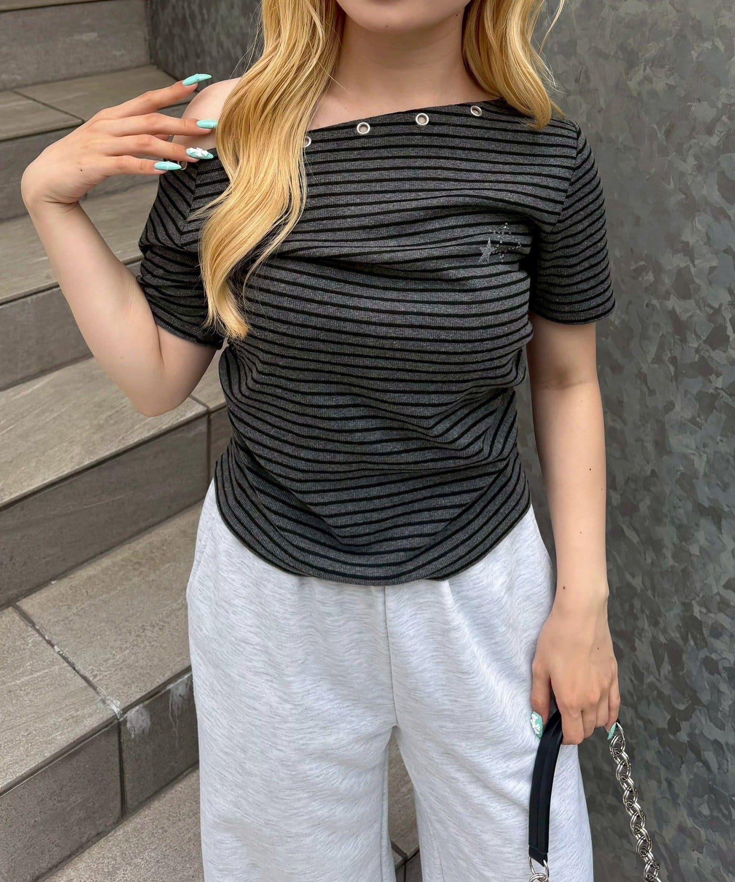 NICE CLAUP / OLIVE des OLIVE OUTLET(ナイスクラップ  / オリーブ デ オリーブ アウトレット) 【@_puni.moe企画】ハトメワンショルTEE