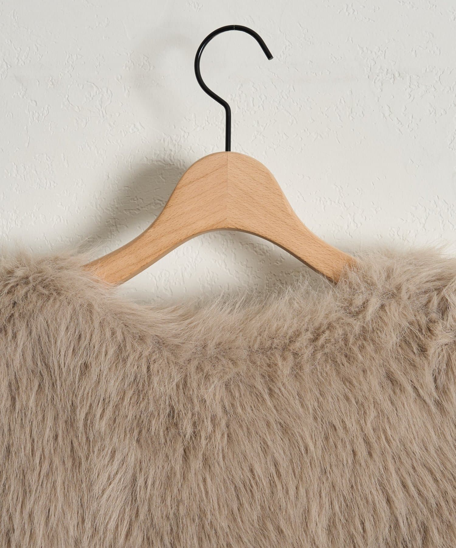 DISCOAT(ディスコート) 【Noka/AW先行予約】ミドルファーベスト