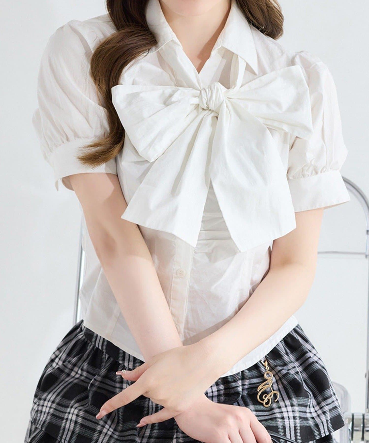 NICE CLAUP / OLIVE des OLIVE OUTLET(ナイスクラップ  / オリーブ デ オリーブ アウトレット) 【one after another】半袖ボウタイブラウス