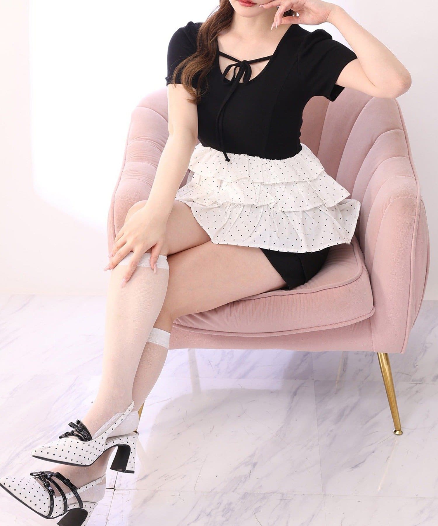 NICE CLAUP / OLIVE des OLIVE OUTLET(ナイスクラップ  / オリーブ デ オリーブ アウトレット) 【one after another】裾フリルトップス