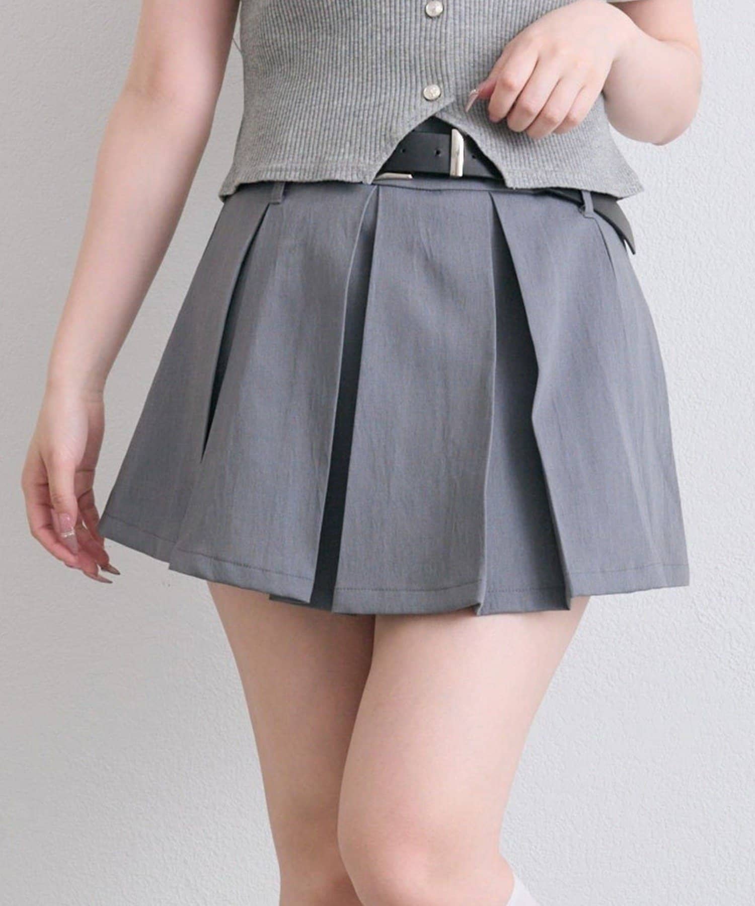 NICE CLAUP / OLIVE des OLIVE OUTLET(ナイスクラップ  / オリーブ デ オリーブ アウトレット) 【OLIVE des OLIVE】合皮ベルト付きプリーツスカート
