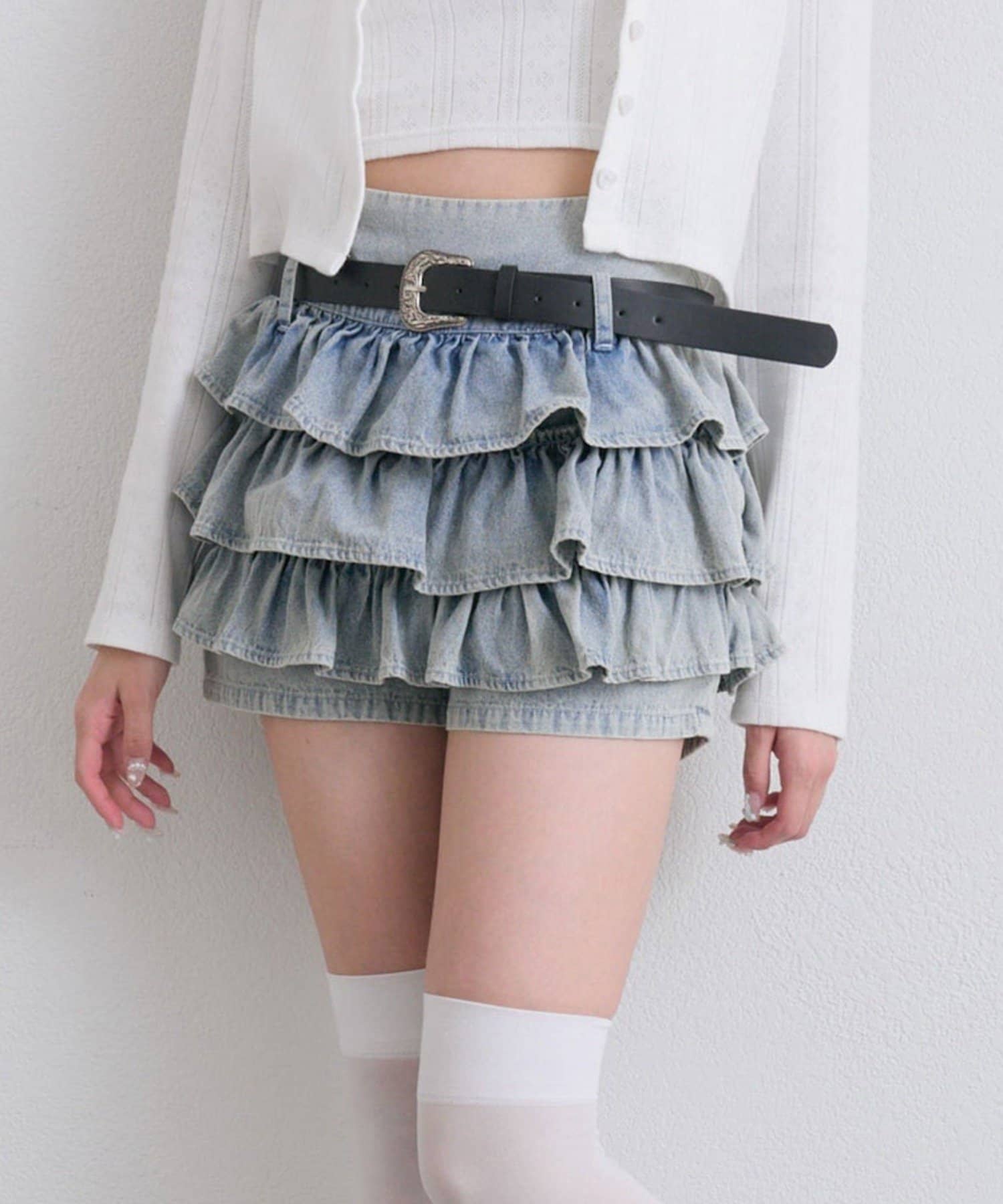NICE CLAUP / OLIVE des OLIVE OUTLET(ナイスクラップ  / オリーブ デ オリーブ アウトレット) 【OLIVE des OLIVE】合皮ベルト付きフリルショートパンツ