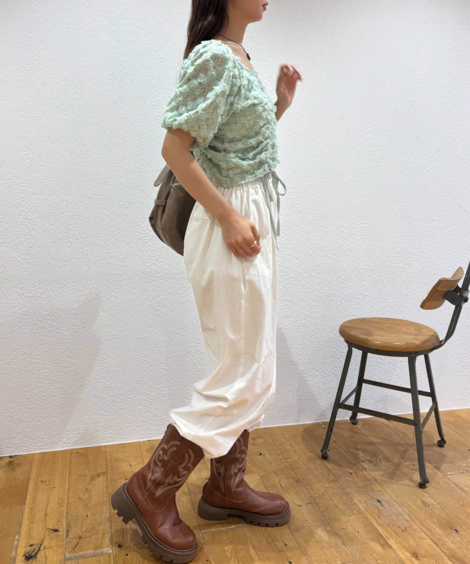 w closet(ダブルクローゼット) フラワーレースドロストブラウス 夏服