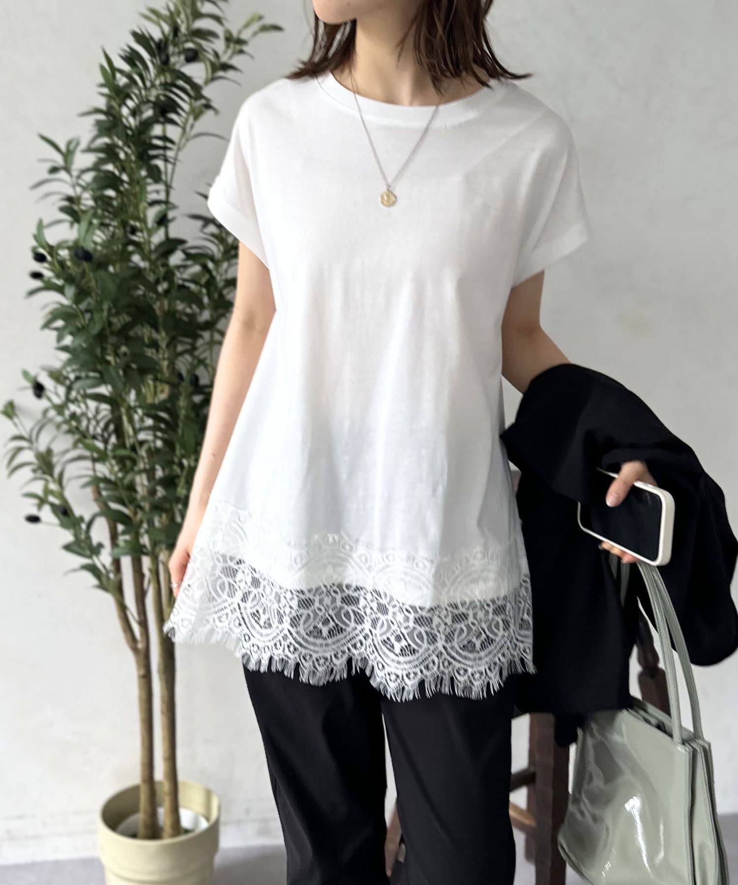 LOCUST(ローカスト) 【WEB】裾レースTシャツ