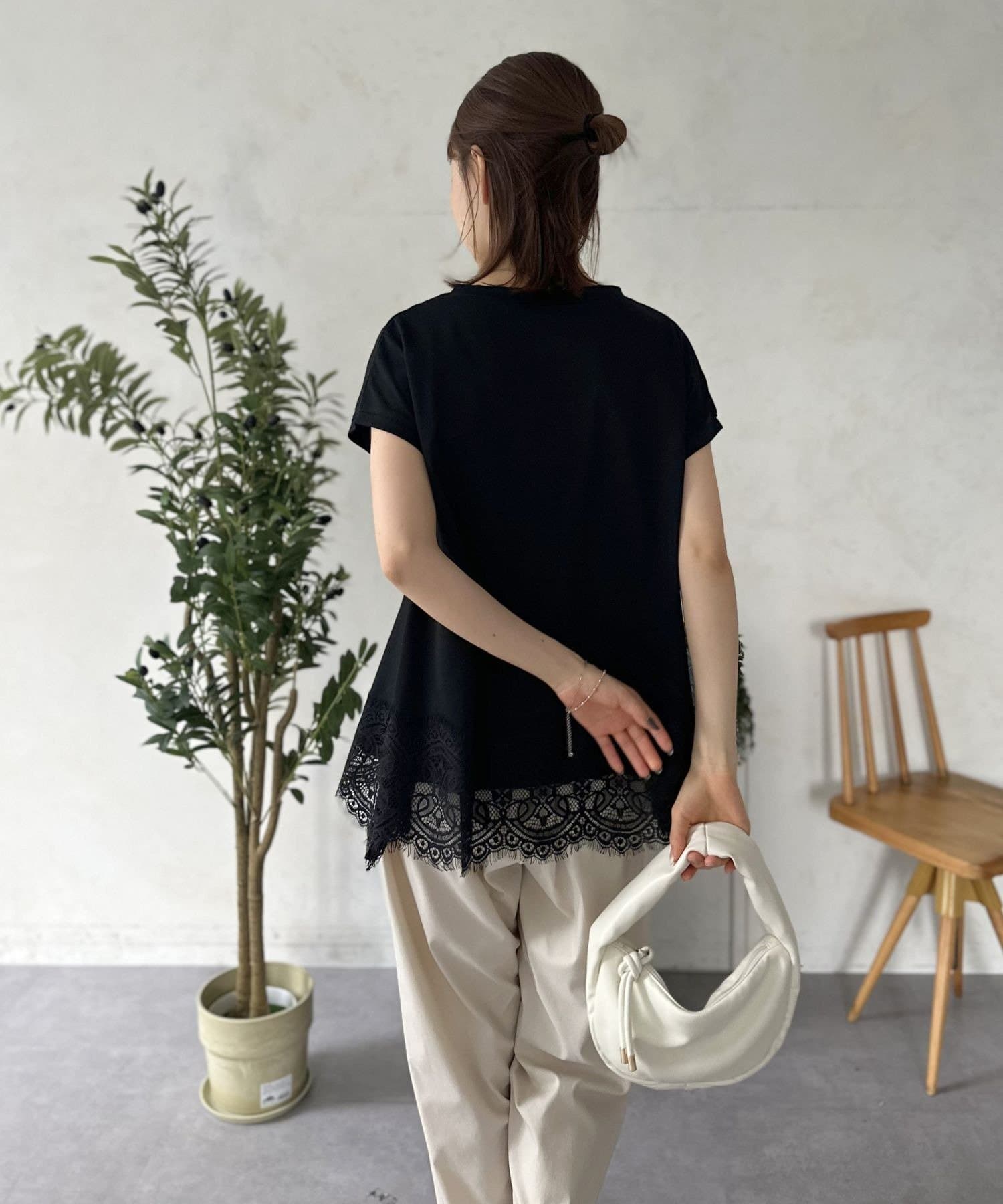 LOCUST(ローカスト) 【WEB】裾レースTシャツ