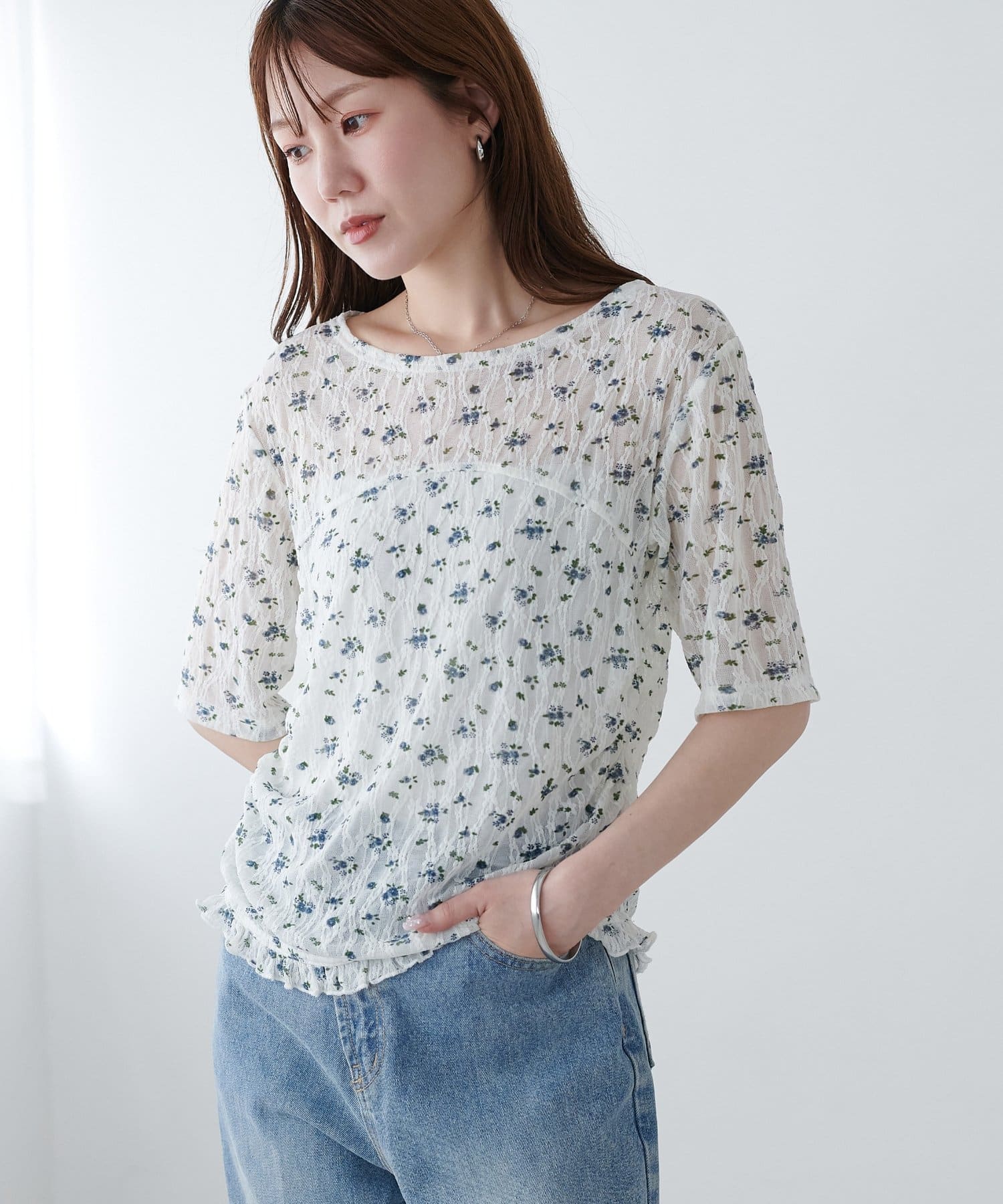 DISCOAT(ディスコート) 花柄シャーリング半袖プルオーバー