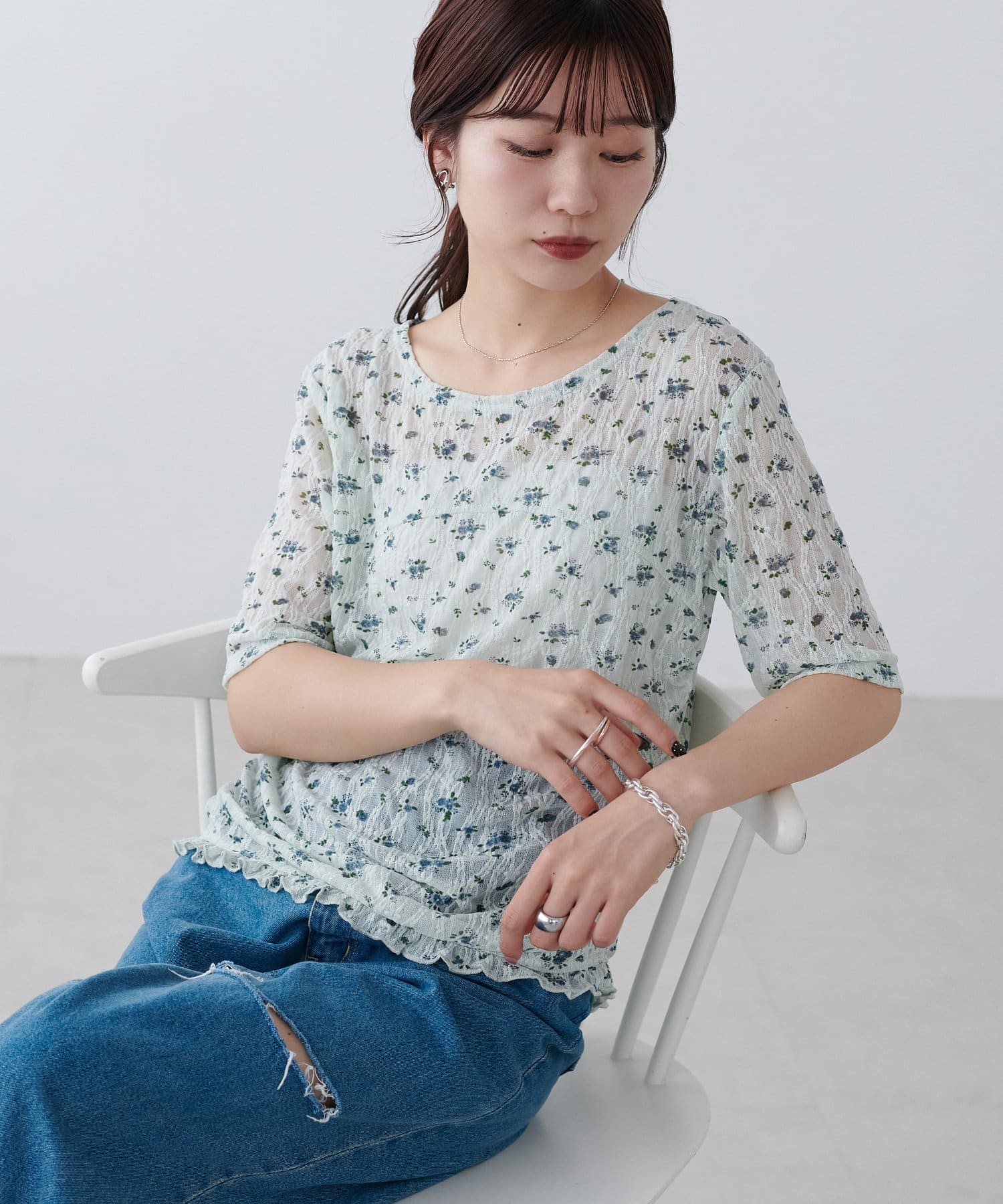 DISCOAT(ディスコート) 花柄シャーリング半袖プルオーバー