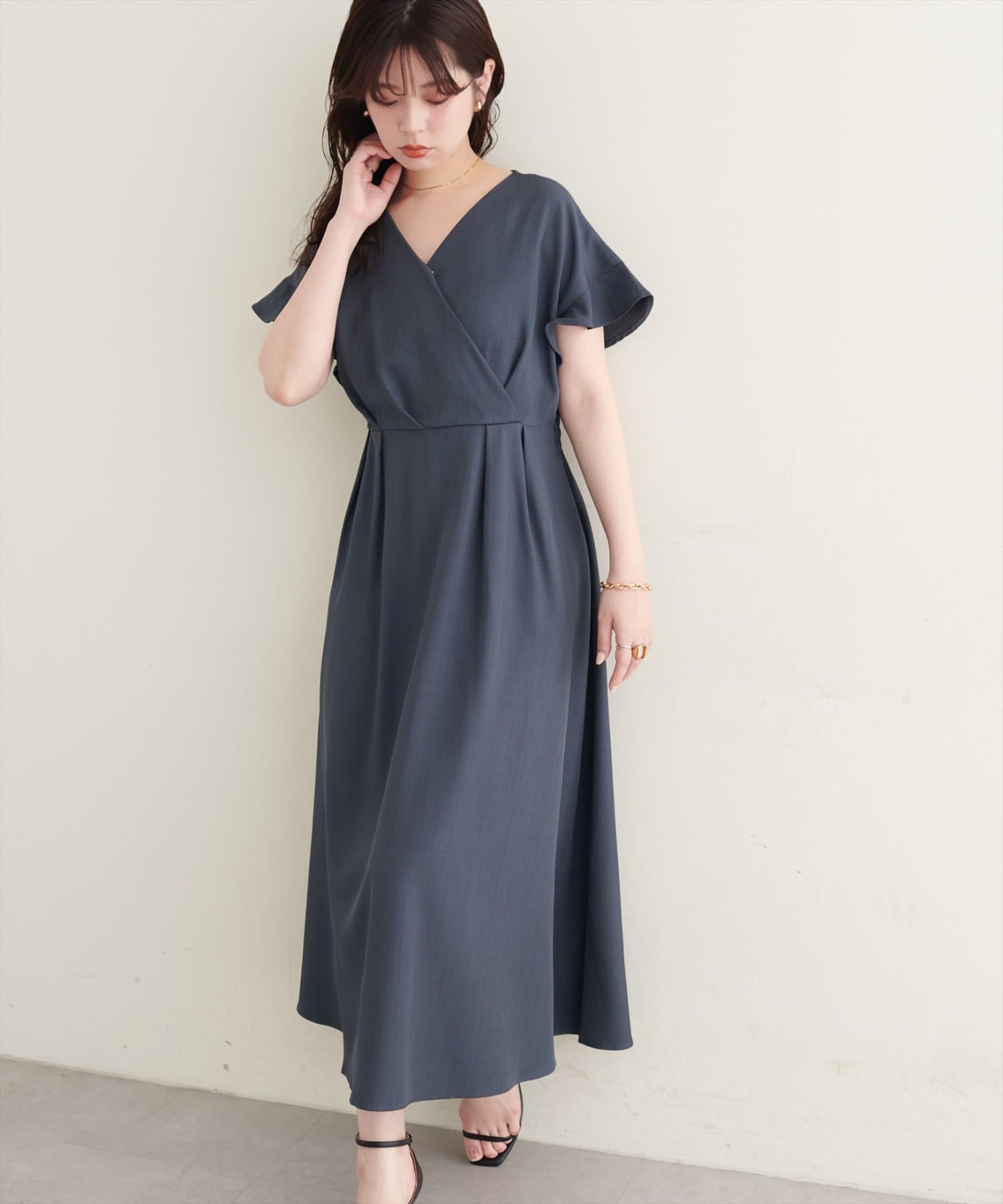 natural couture(ナチュラルクチュール) 【sherbet line】接触冷感カシュクールフリル袖ワンピース