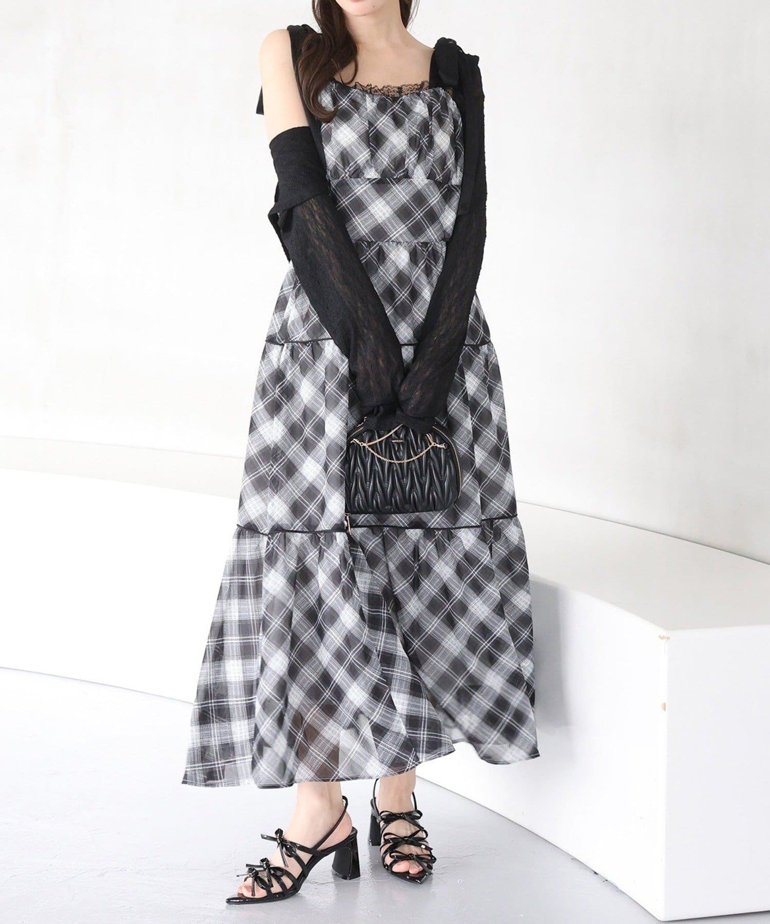 NICE CLAUP / OLIVE des OLIVE OUTLET(ナイスクラップ  / オリーブ デ オリーブ アウトレット) 【one after another】ロゴプレート付きフーディーボレロ