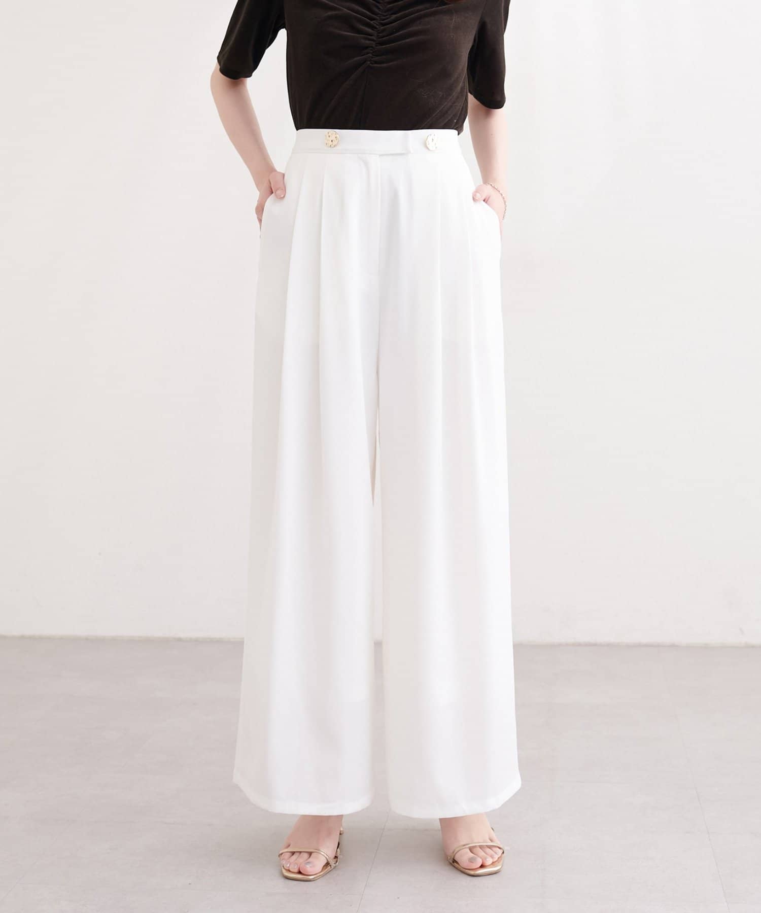 natural couture(ナチュラルクチュール) 〈canami〉金釦タックワイドパンツ