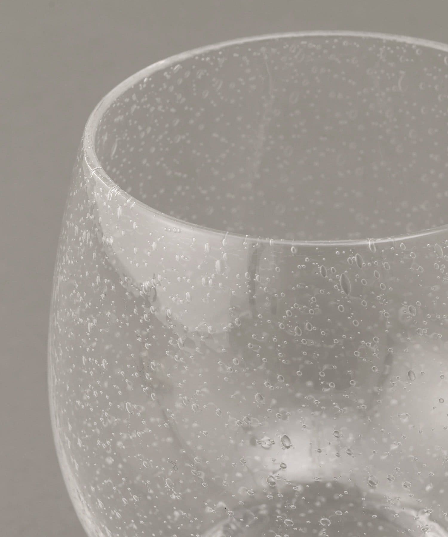 3COINS(スリーコインズ) 脚付きグラス：400ml