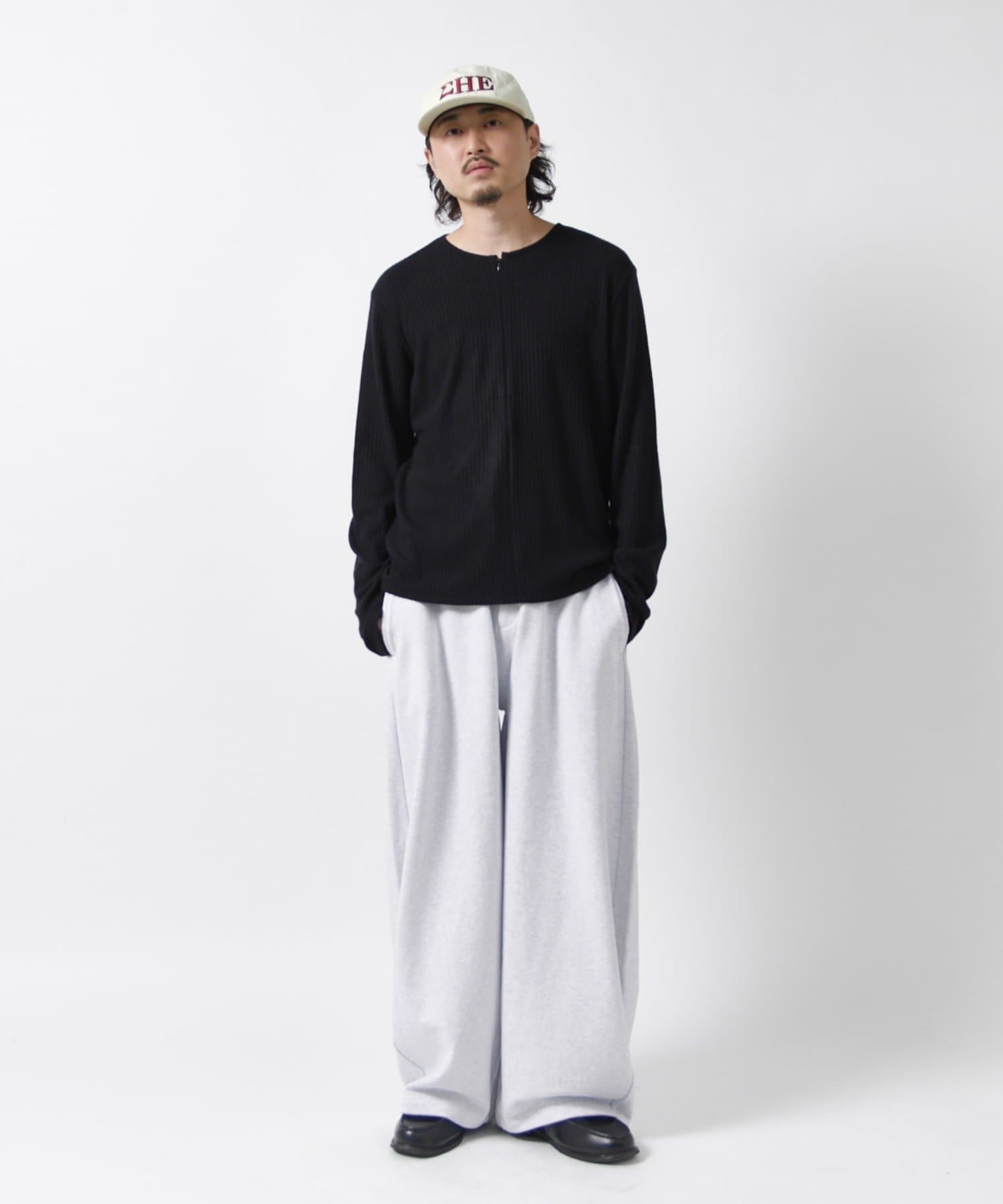 Lui's(ルイス) ハーフジップコンパクトリブニット
