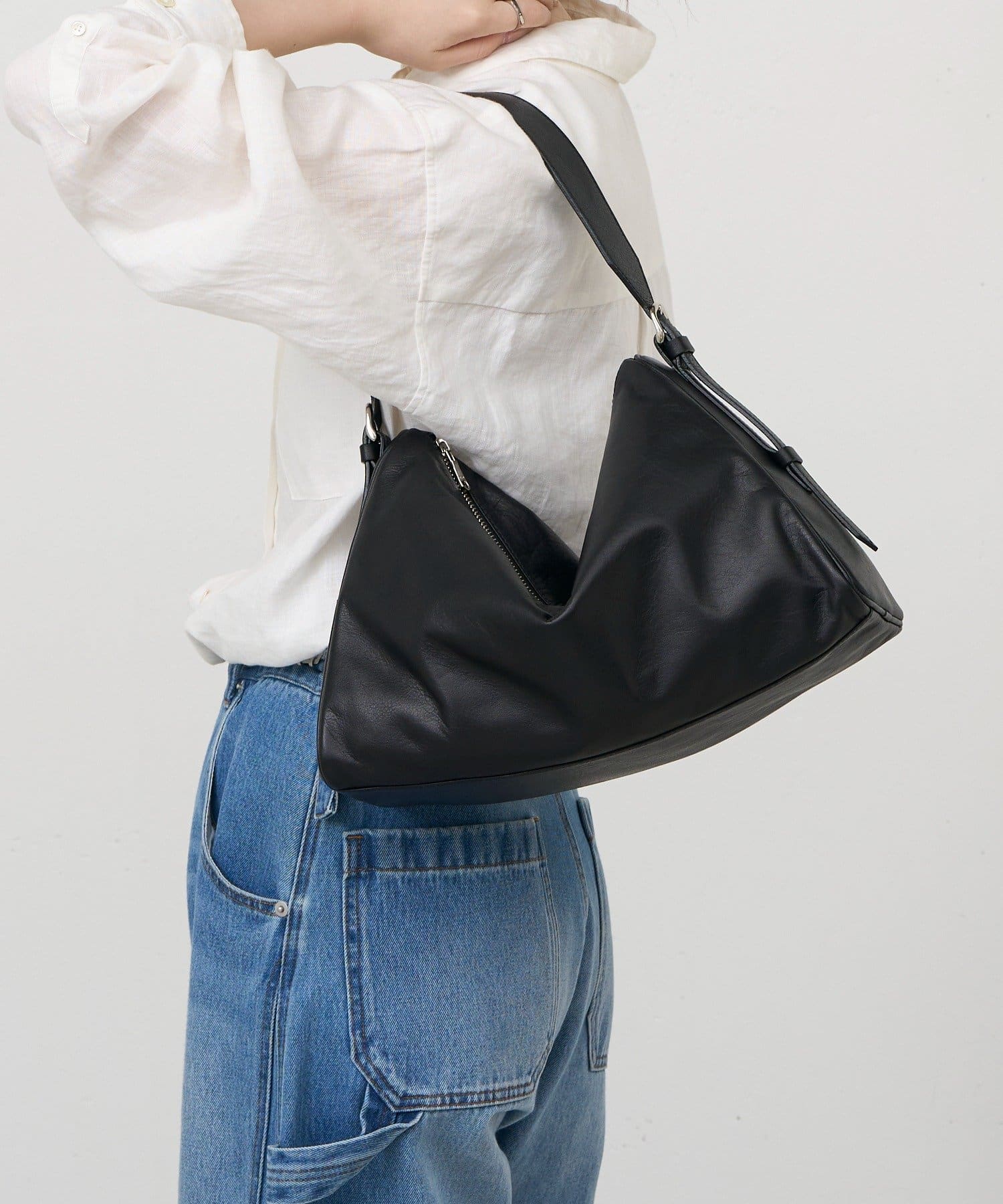 russet(ラシット) レザートライアングル2WAYショルダーバッグ
